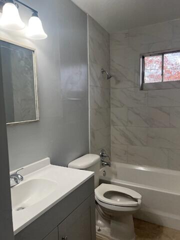 6105 Wentworth Avenue