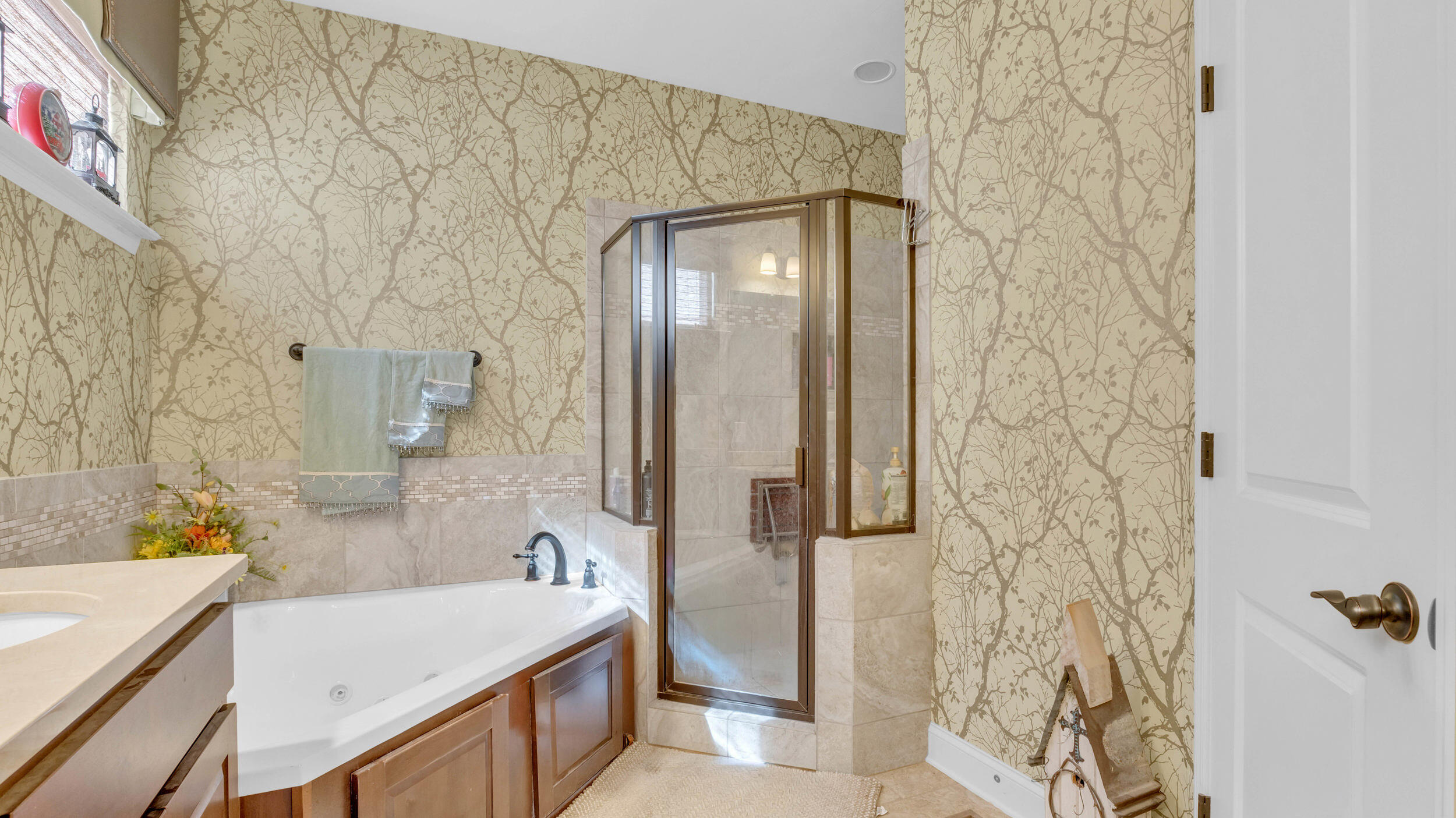 9564 Rookwood Circle