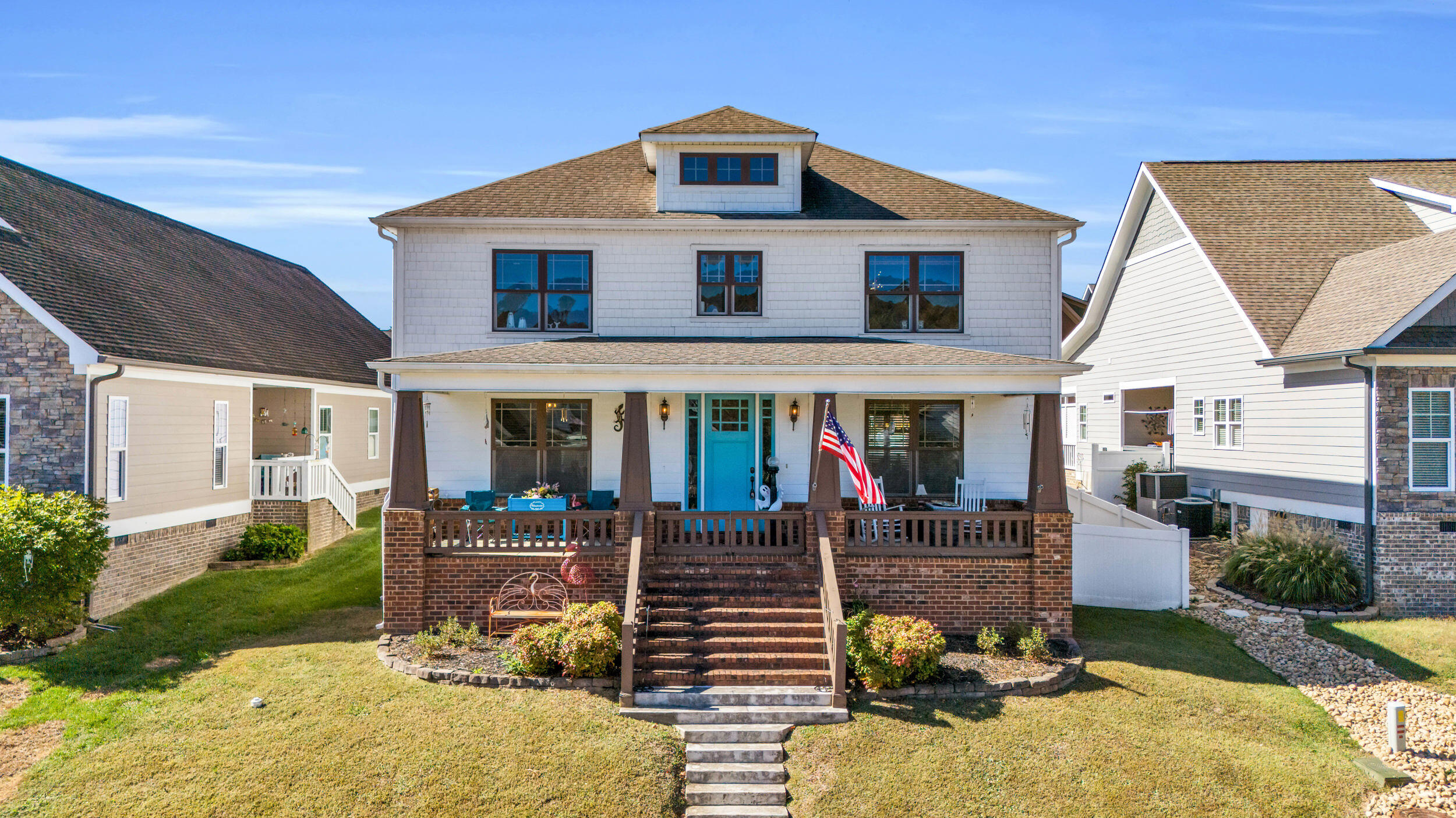 9564 Rookwood Circle