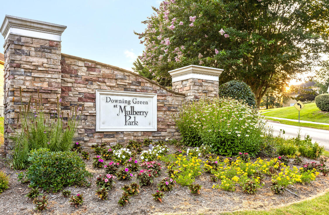 9564 Rookwood Circle