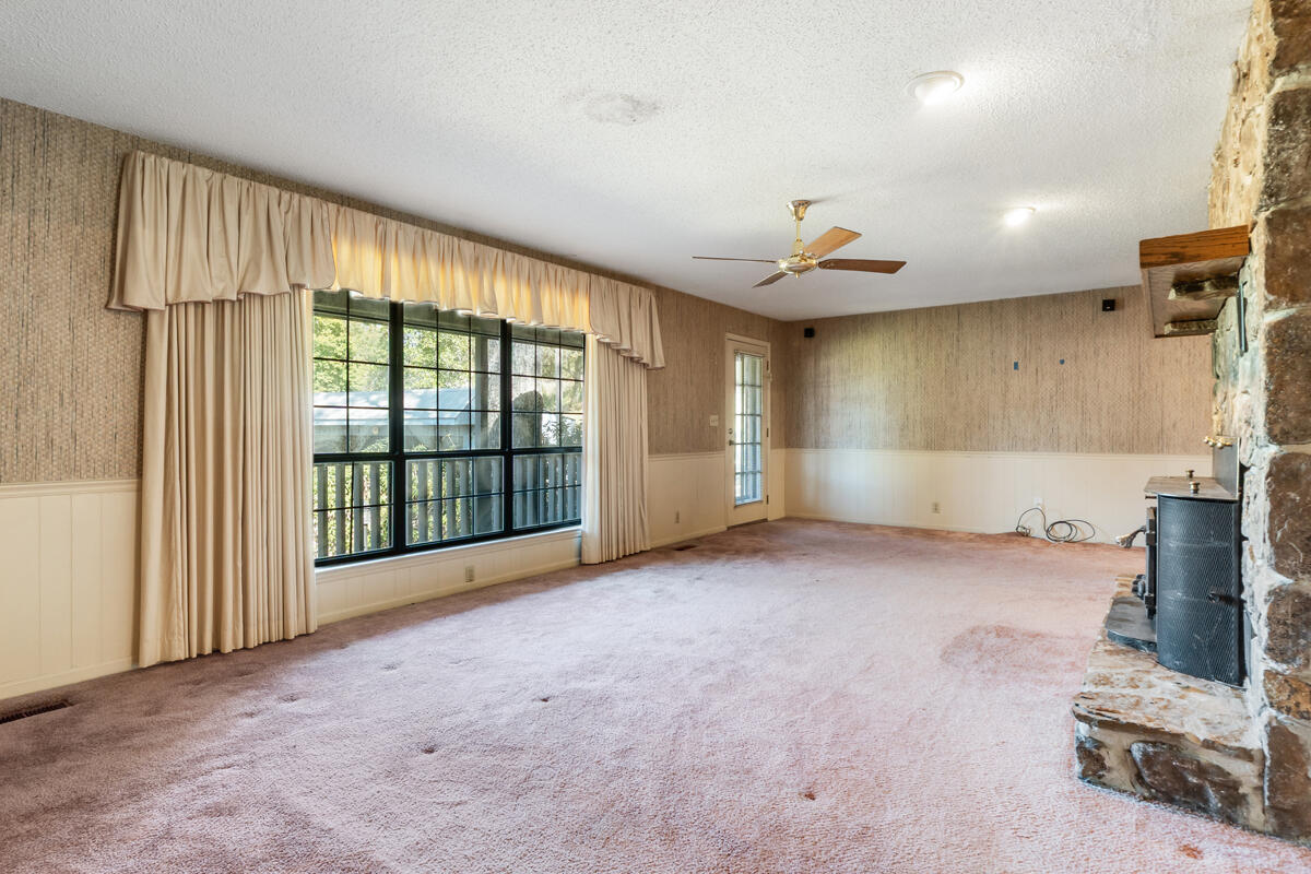 1471 New Hope Church Road, Tunnel Hill