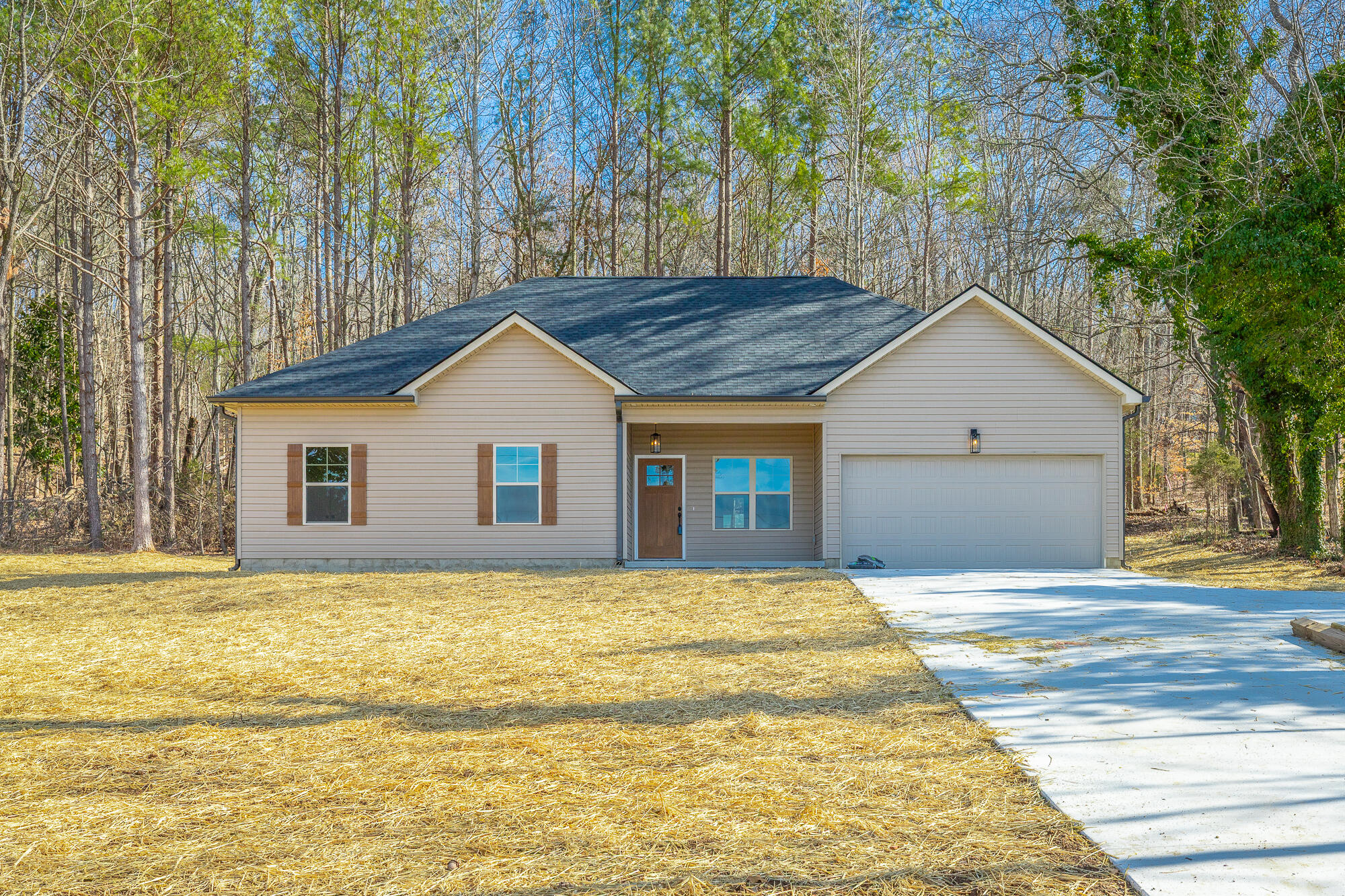 4941 Round Pond Road, LaFayette