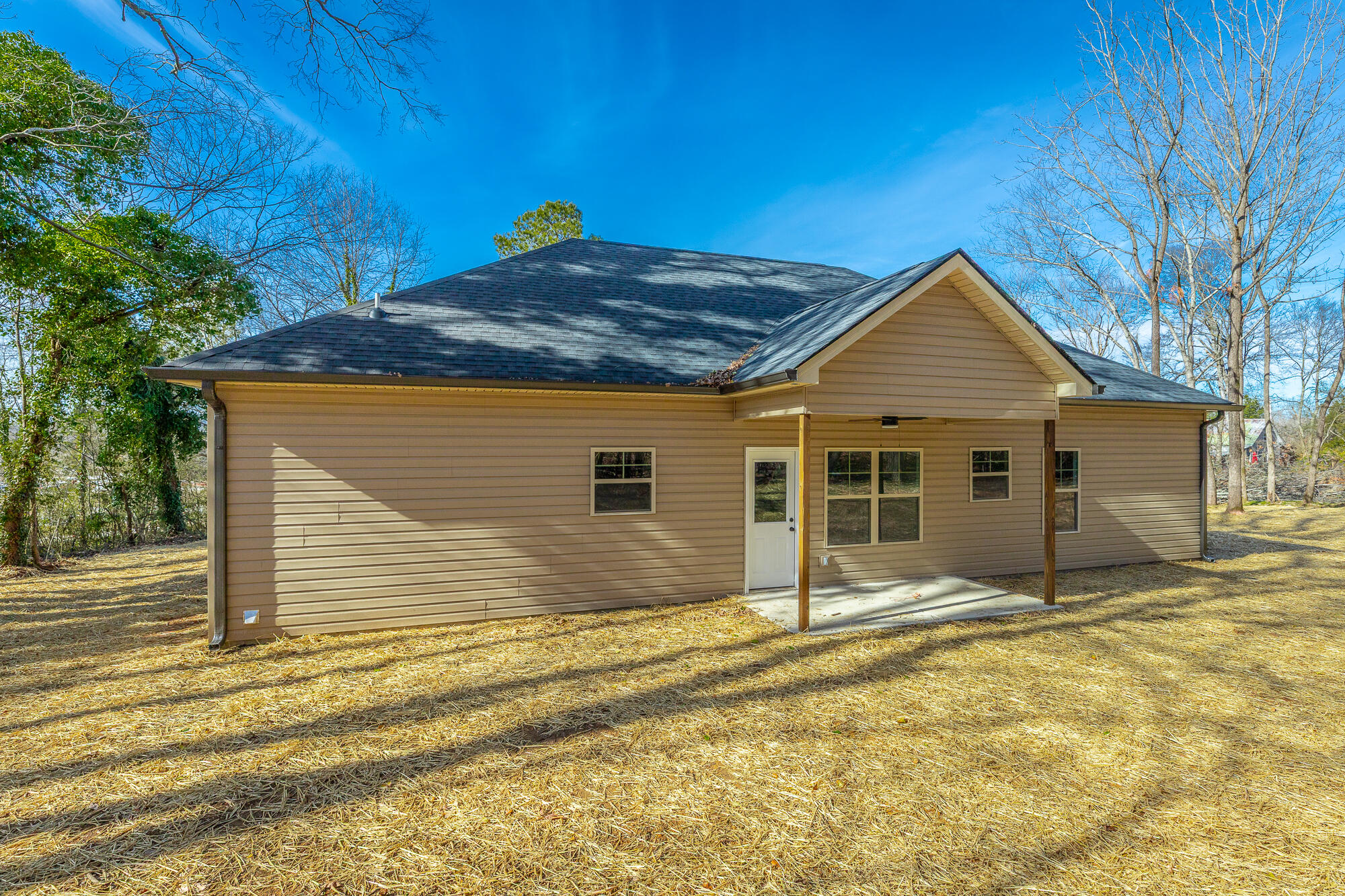 4941 Round Pond Road, LaFayette