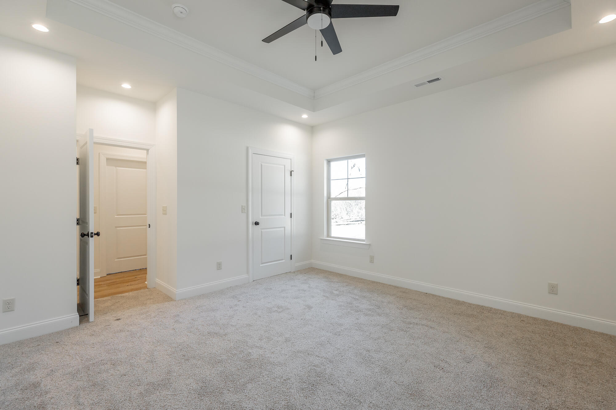 4941 Round Pond Road, LaFayette