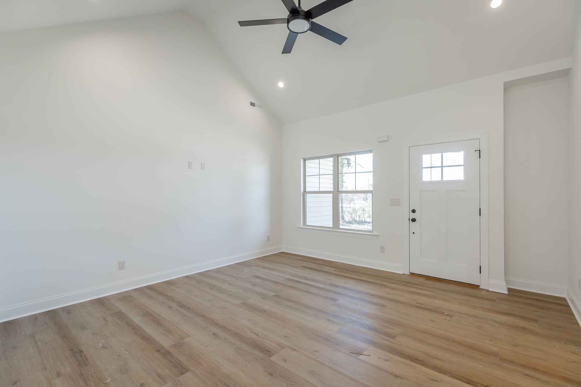 4941 Round Pond Road, LaFayette