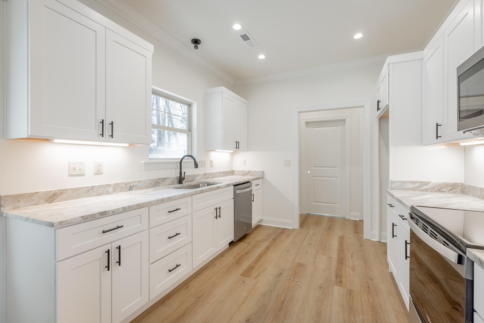 4941 Round Pond Road, LaFayette