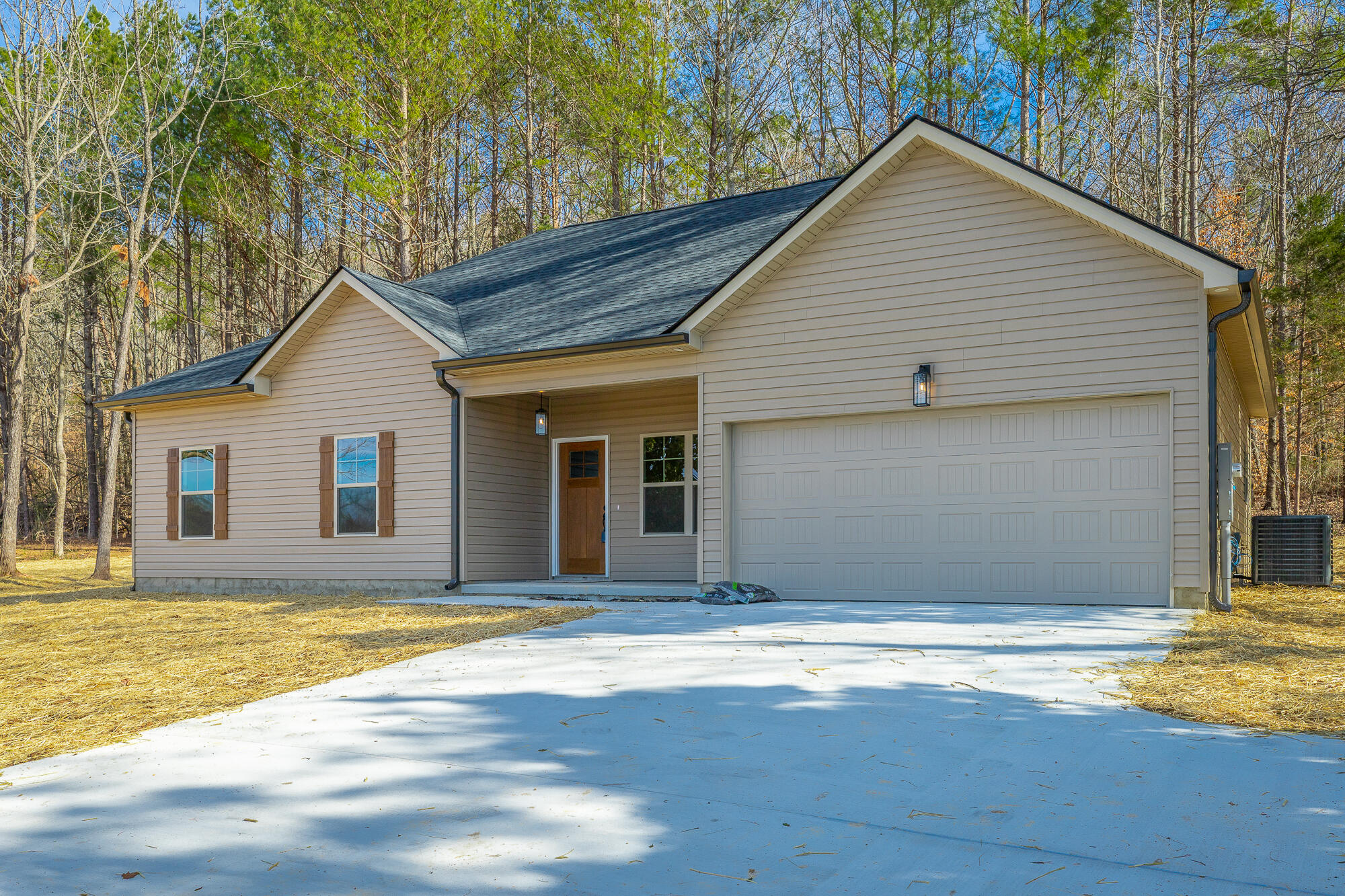 4941 Round Pond Road, LaFayette