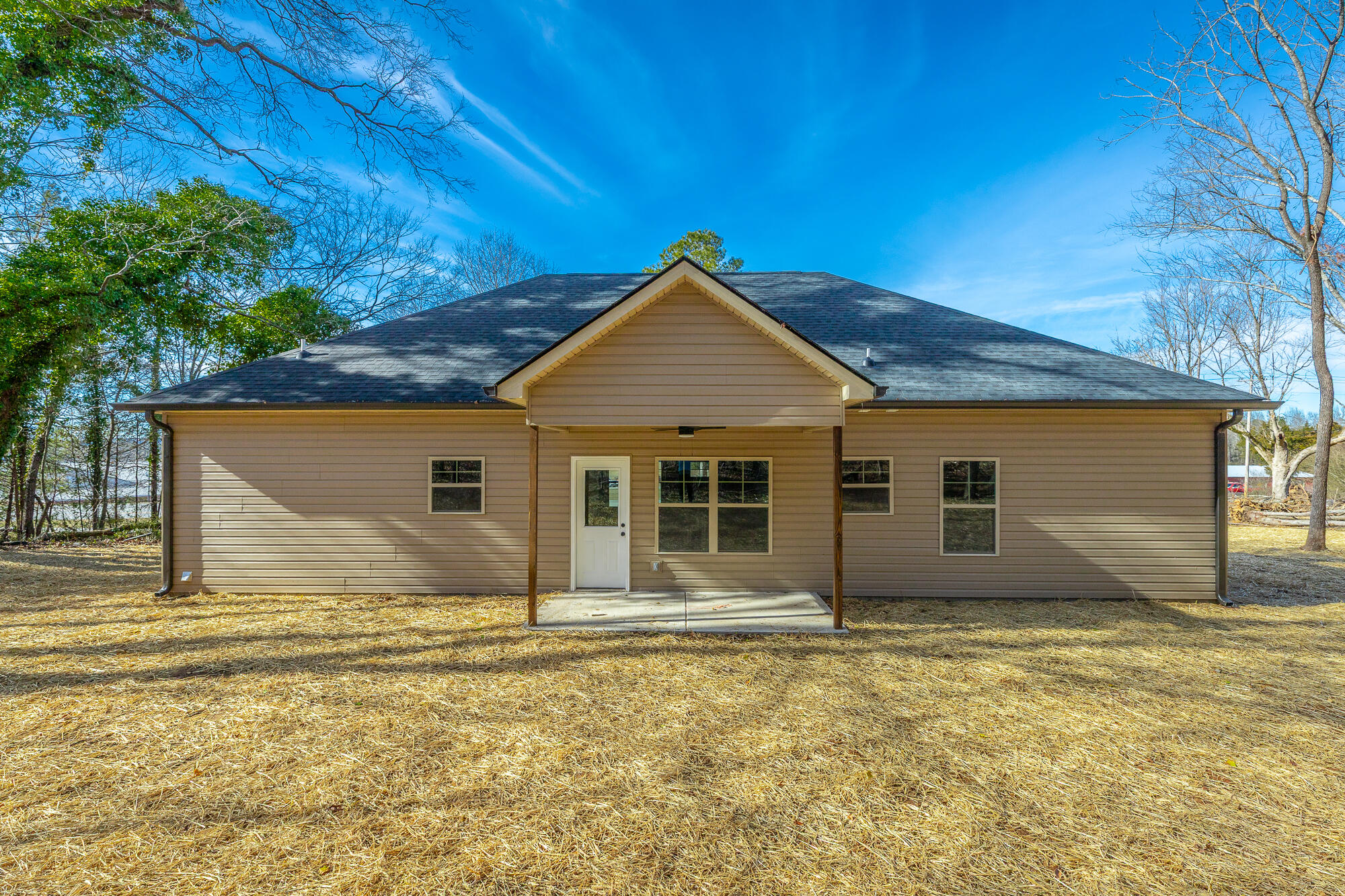 4941 Round Pond Road, LaFayette