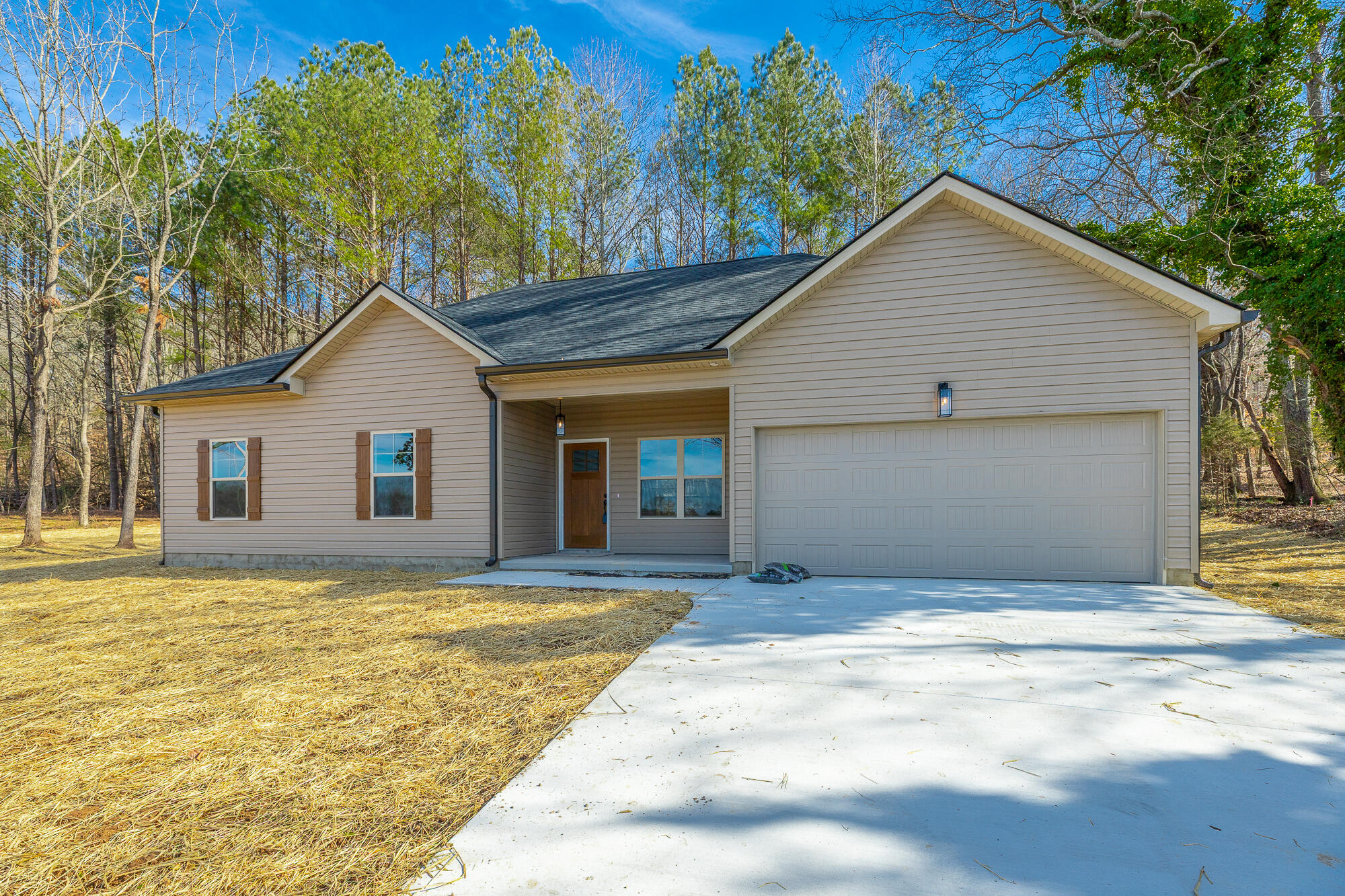 4941 Round Pond Road, LaFayette