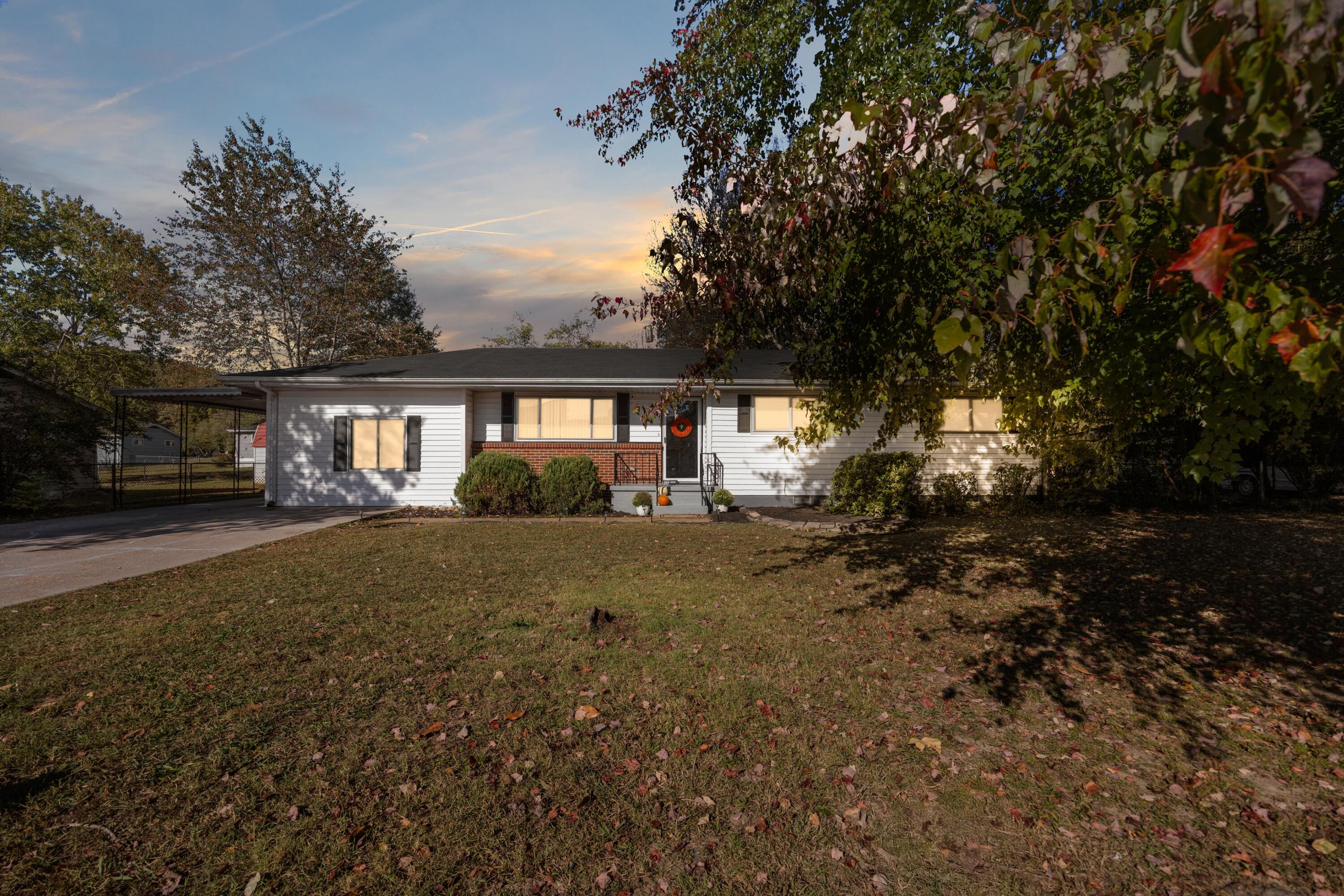 1422 Cloverdale Circle