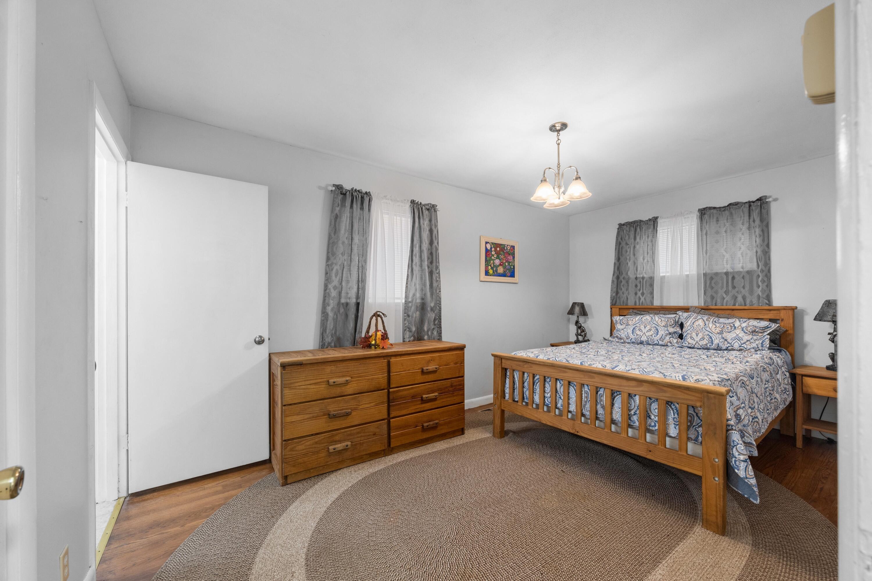 1422 Cloverdale Circle