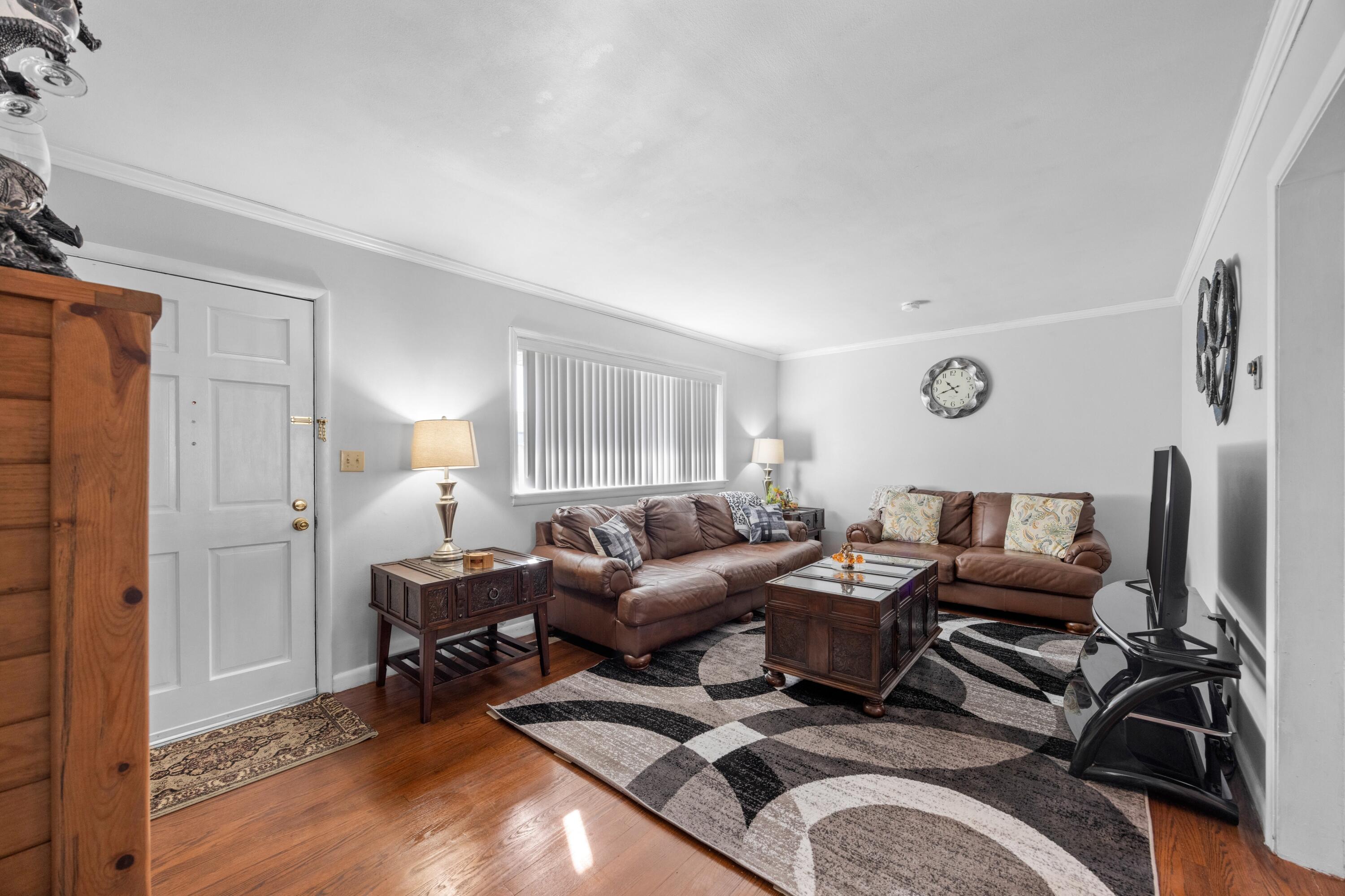 1422 Cloverdale Circle