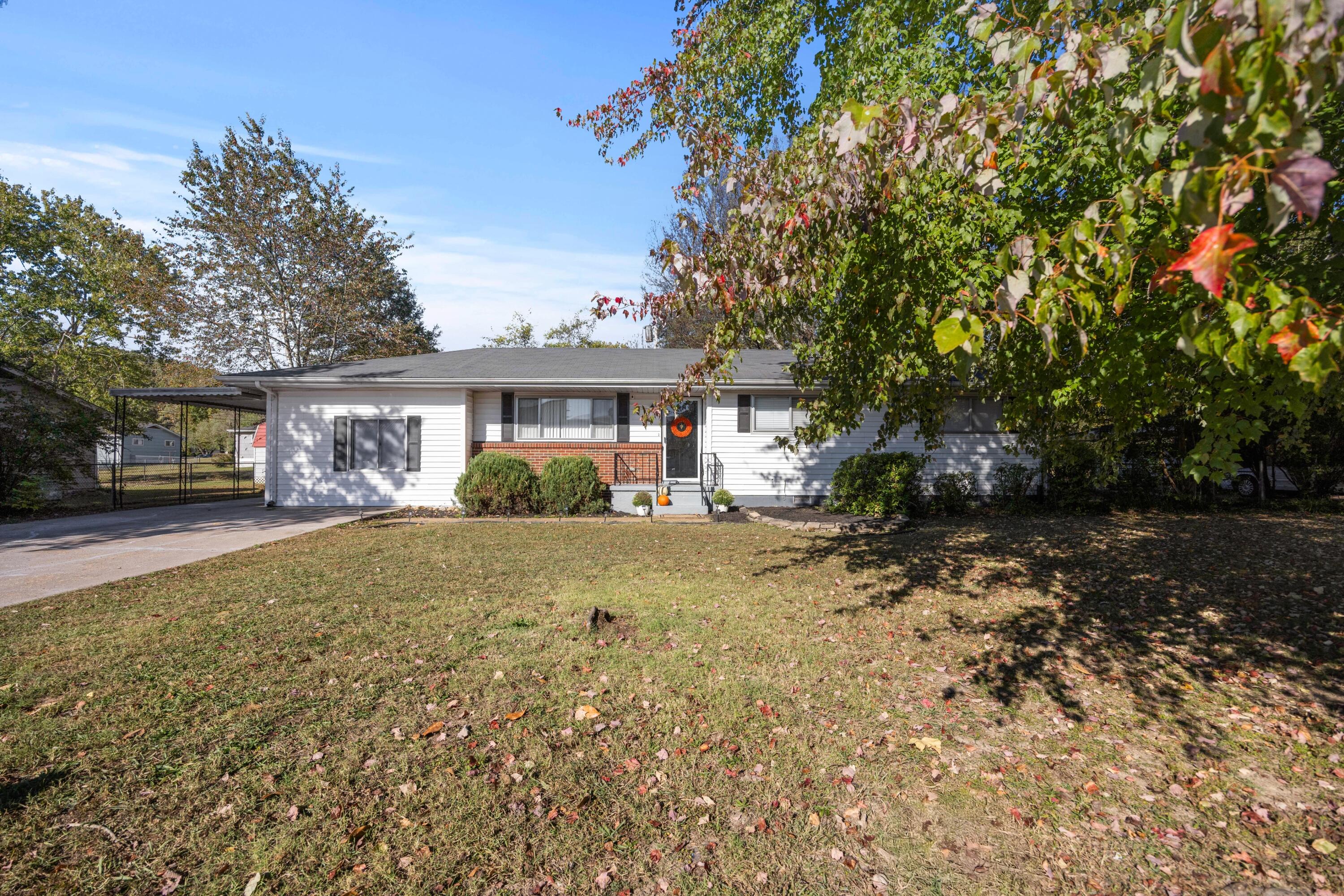 1422 Cloverdale Circle