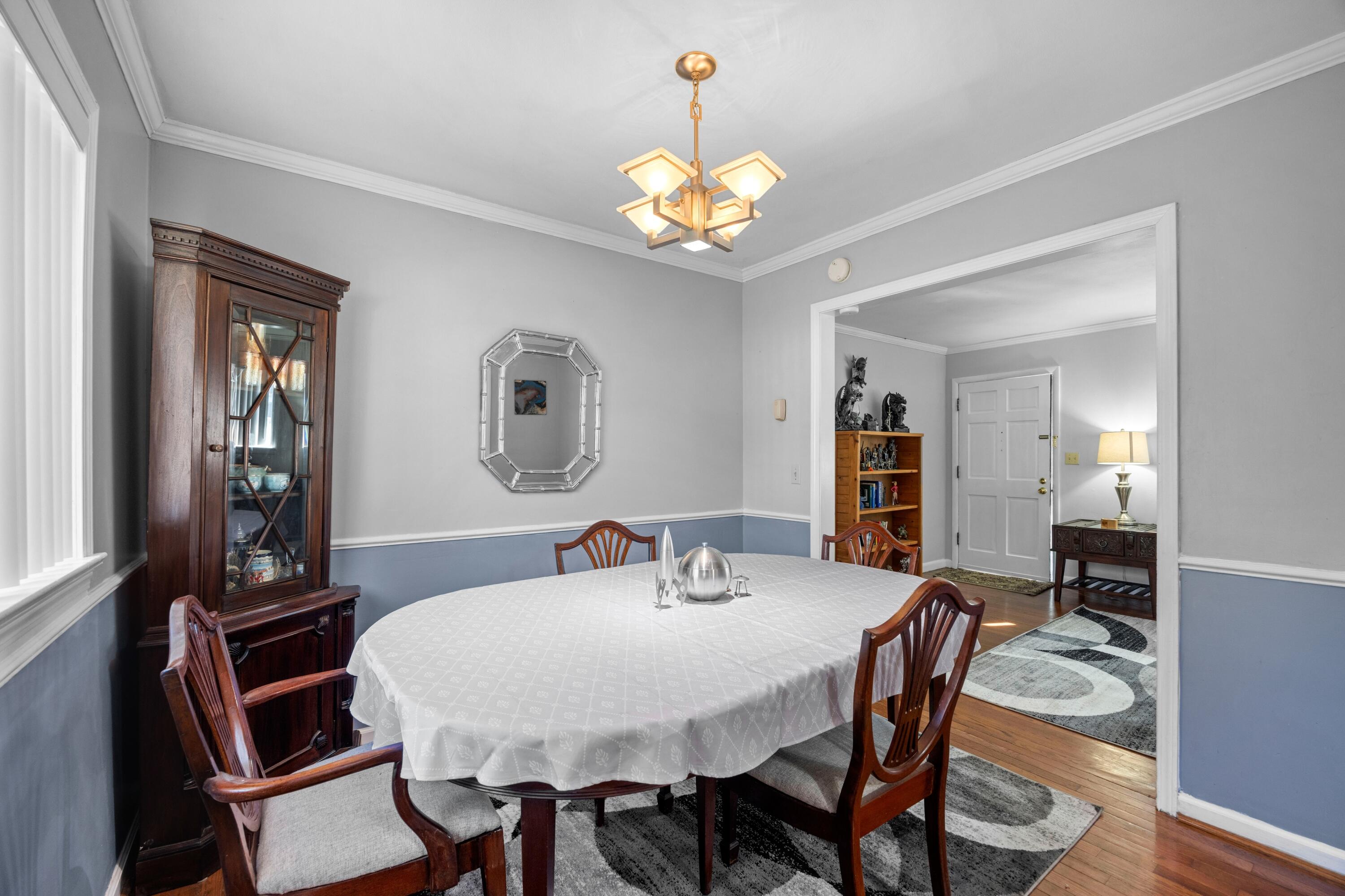 1422 Cloverdale Circle