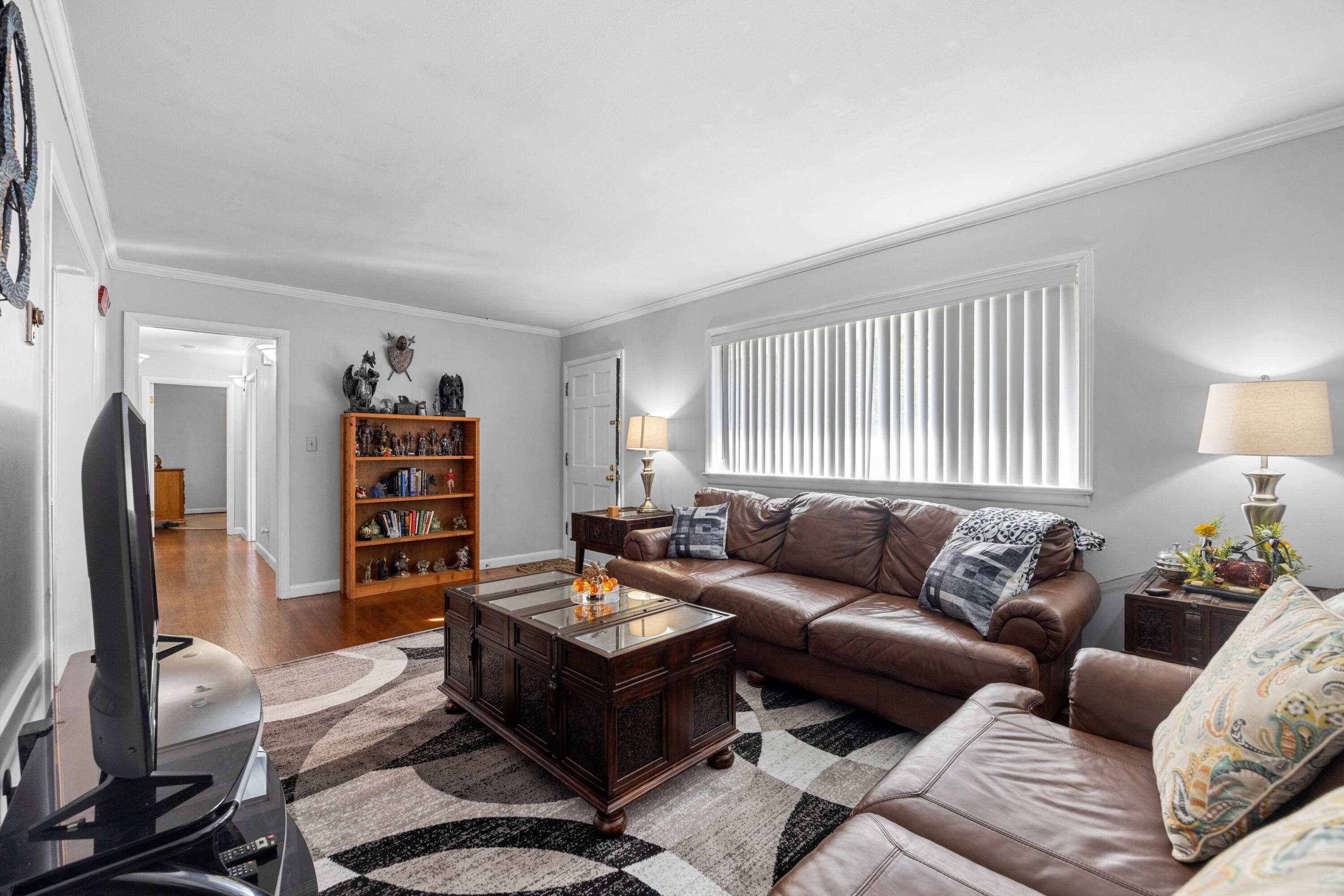 1422 Cloverdale Circle