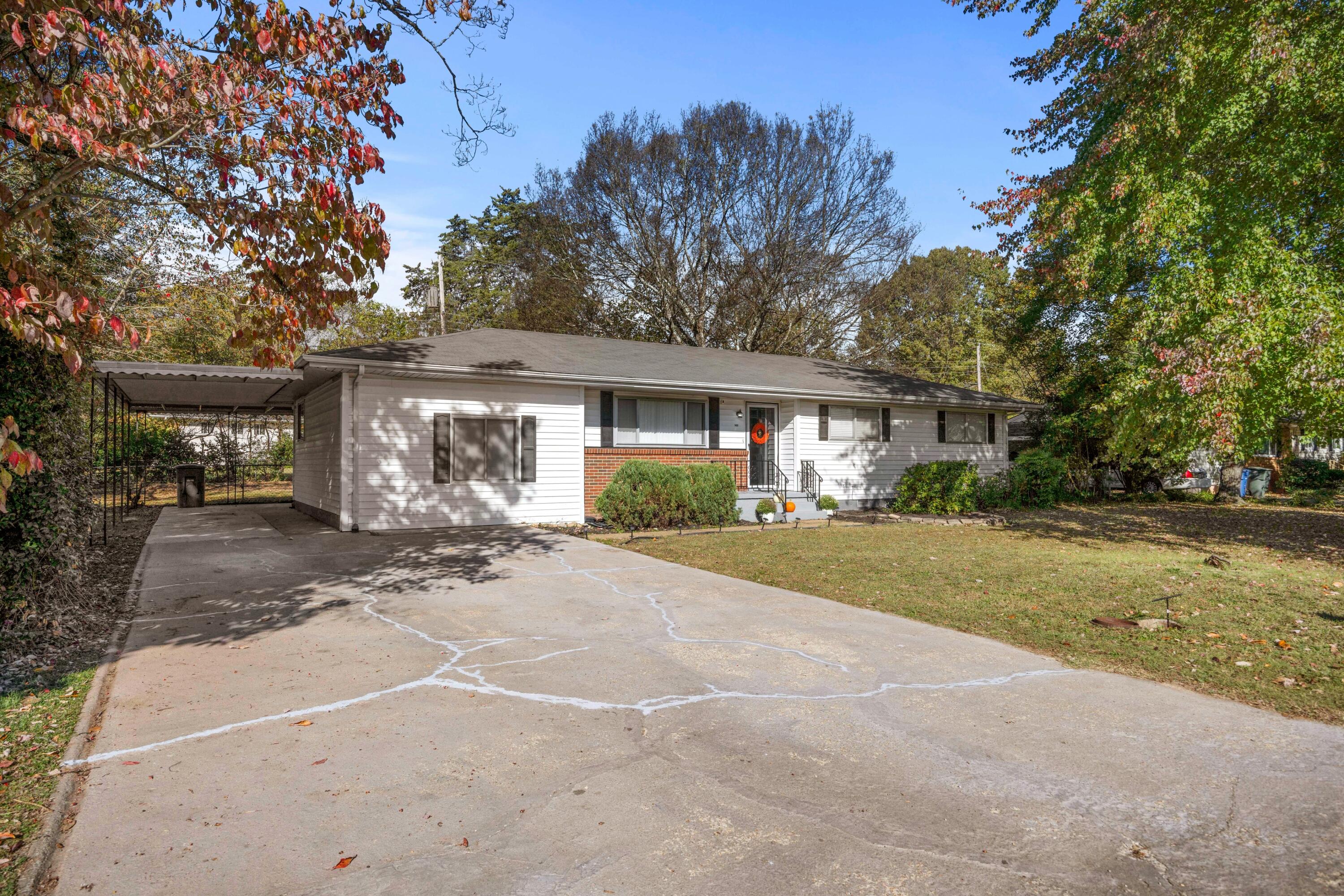 1422 Cloverdale Circle