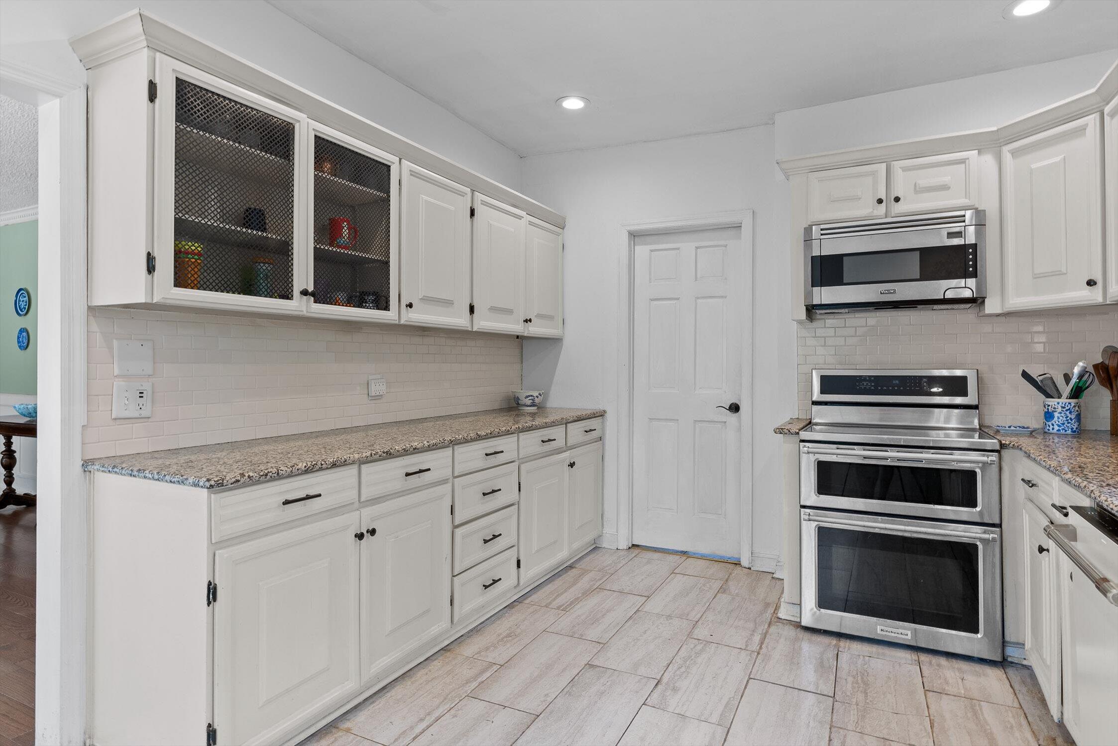 1211 Cinderella Road