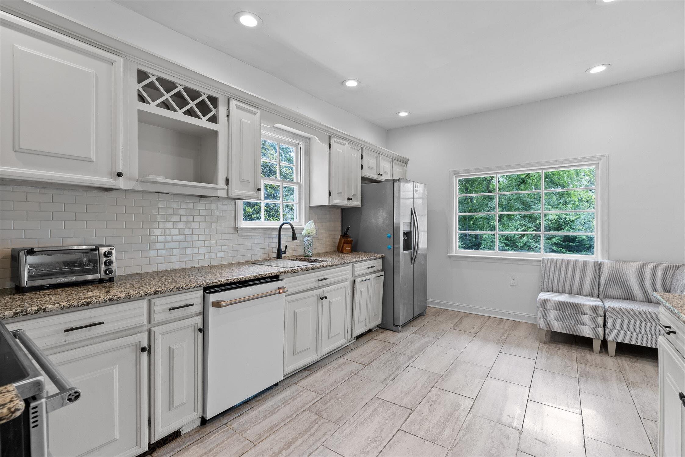 1211 Cinderella Road