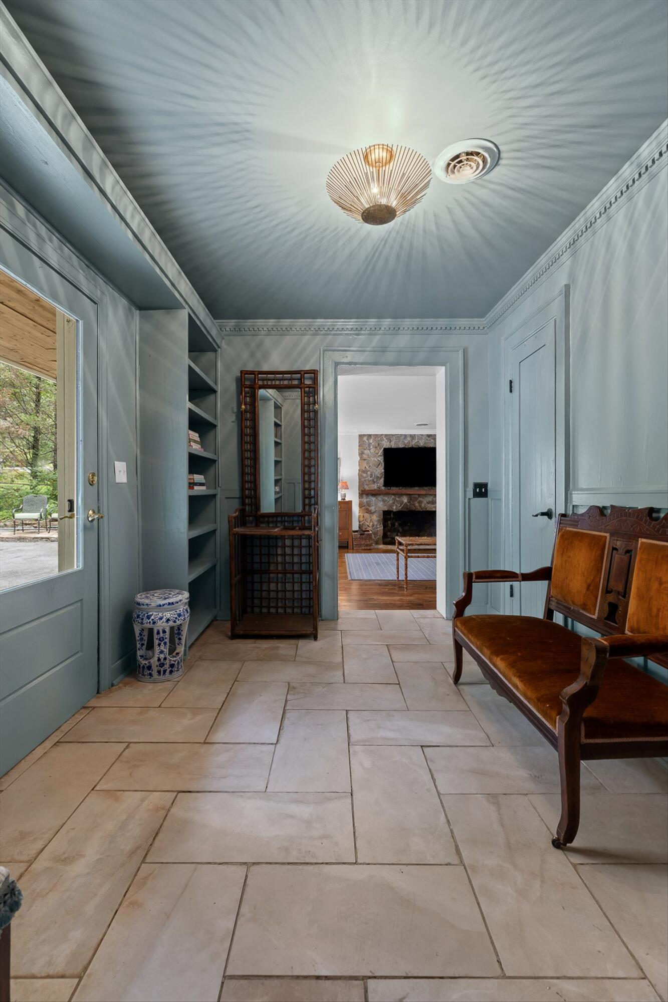 1211 Cinderella Road