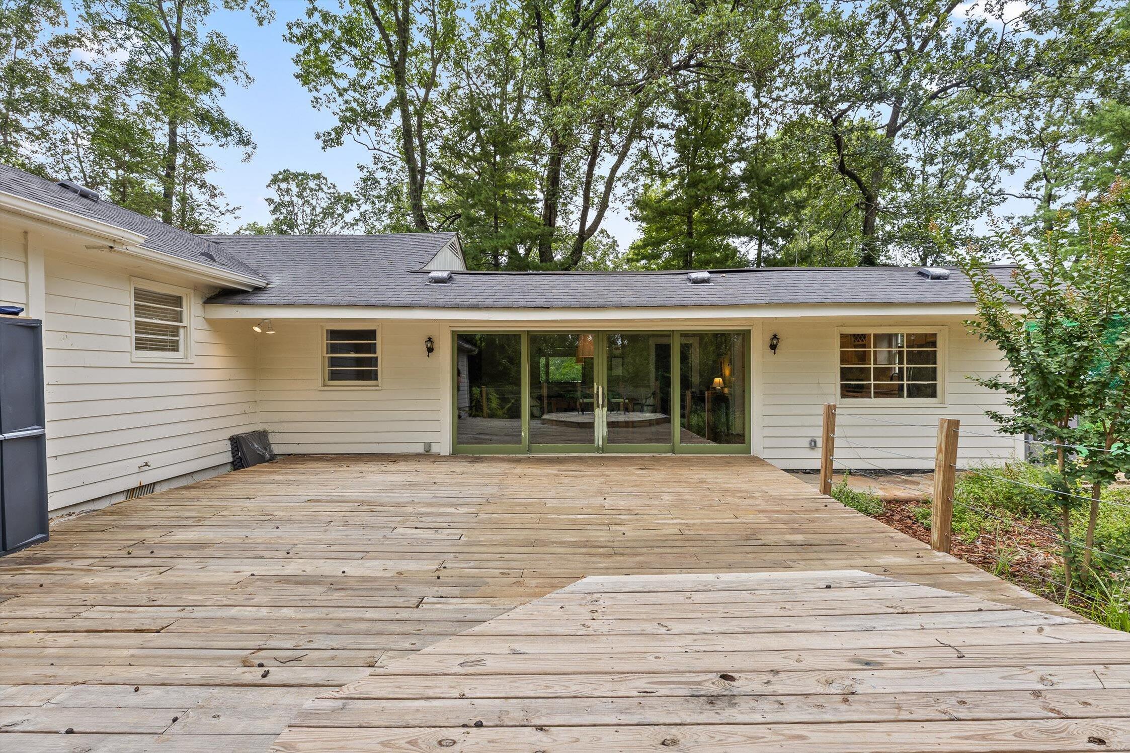 1211 Cinderella Road