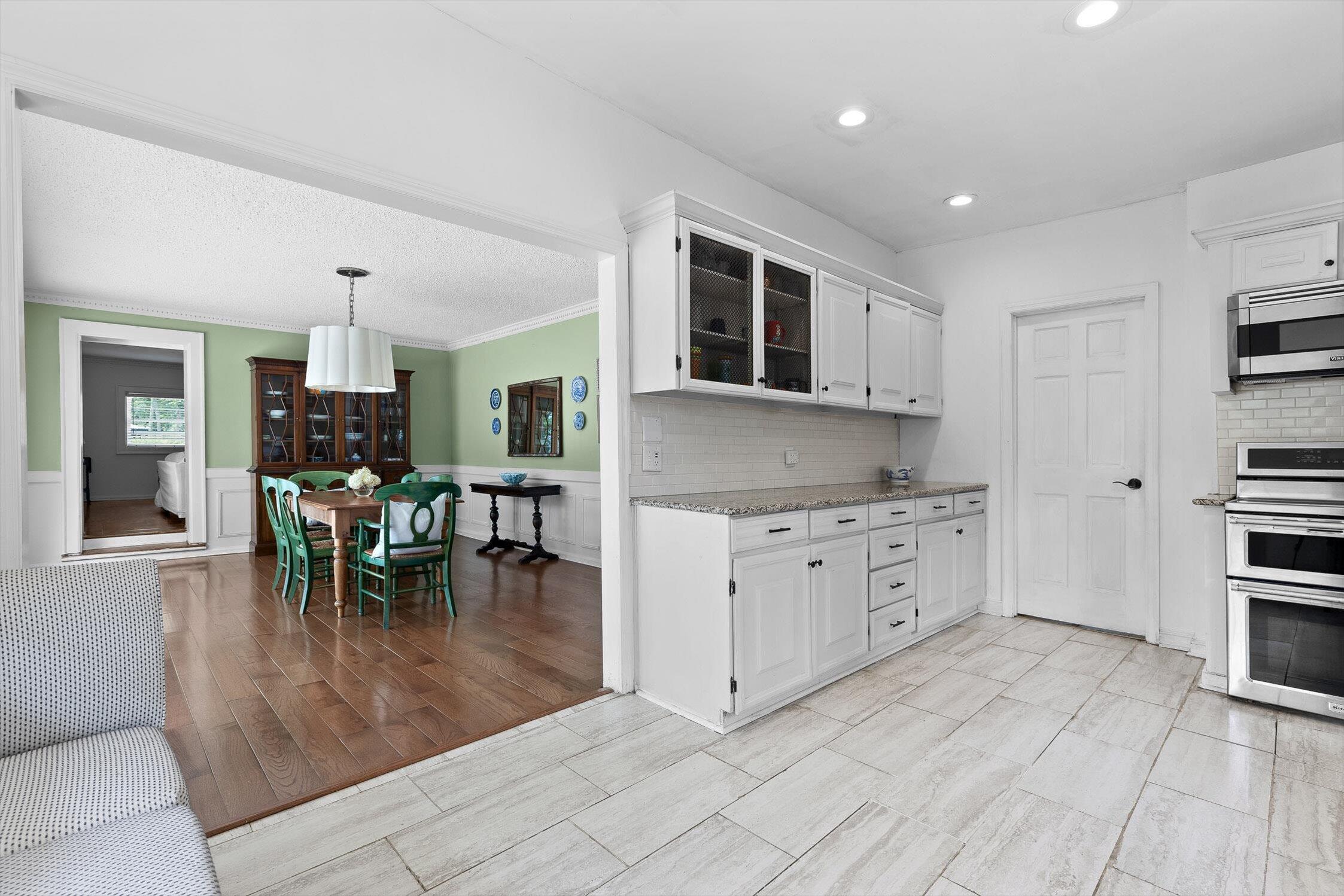 1211 Cinderella Road