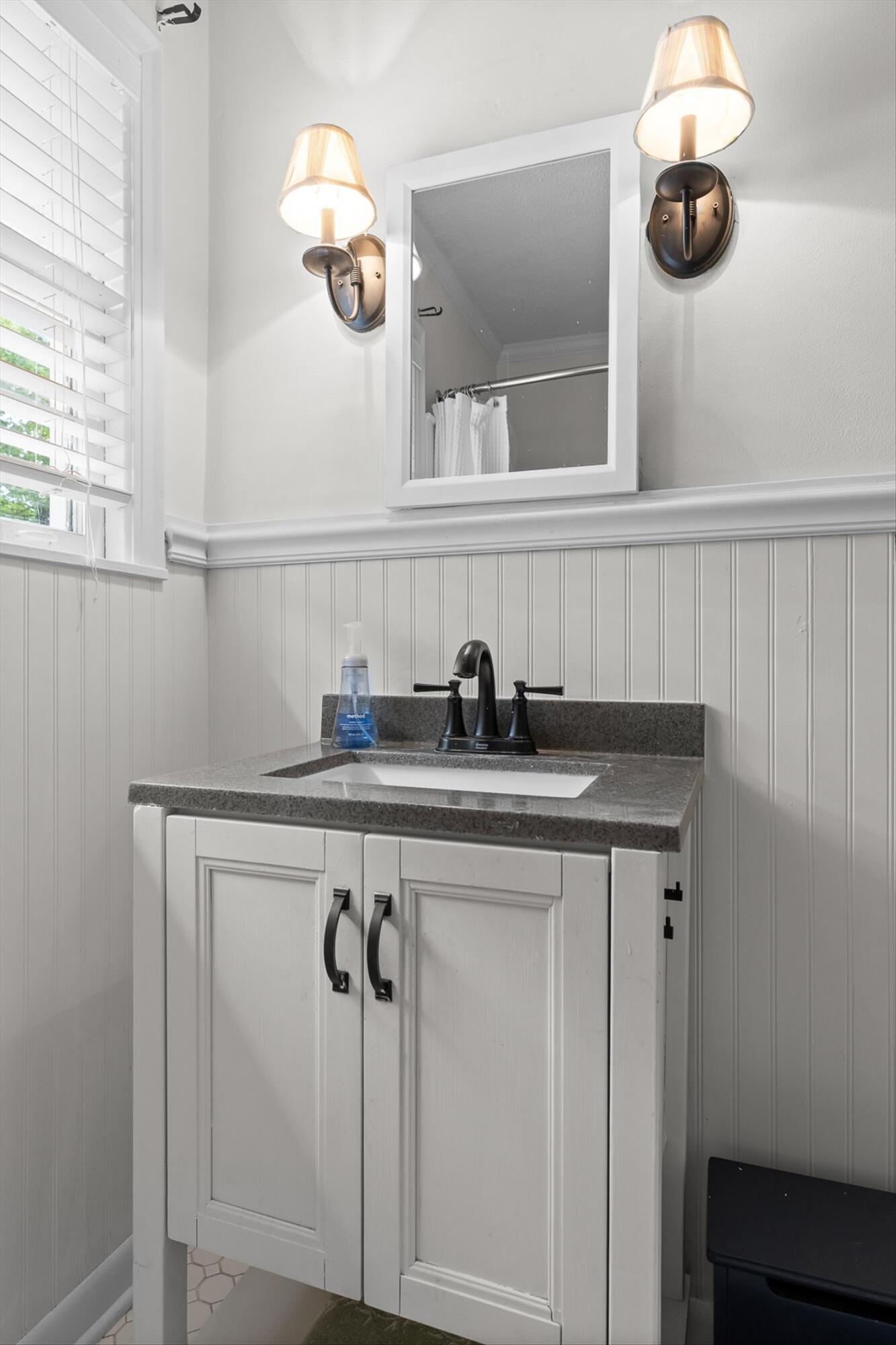 1211 Cinderella Road