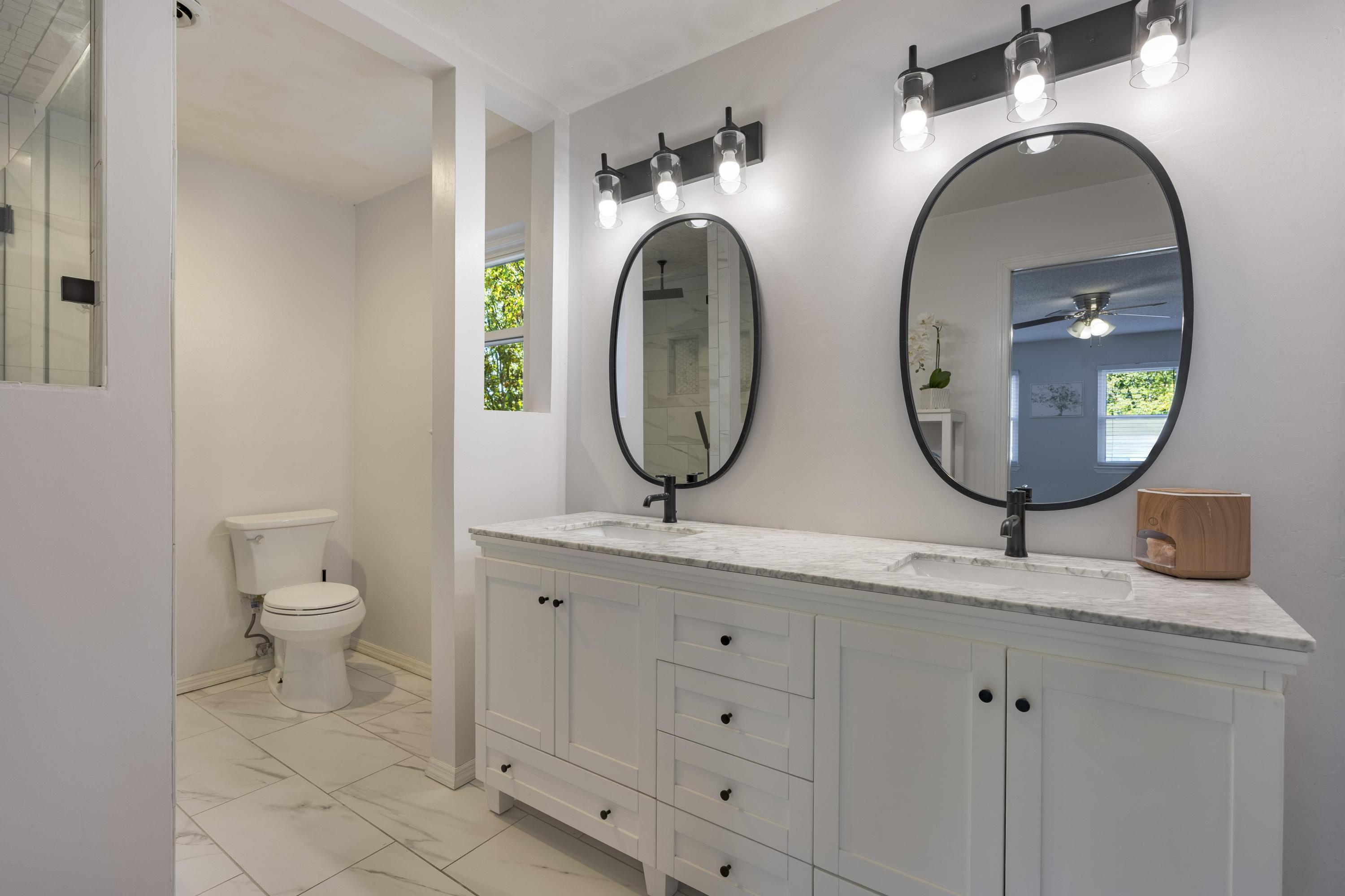 2004 Revolutionary Lane, Hixson