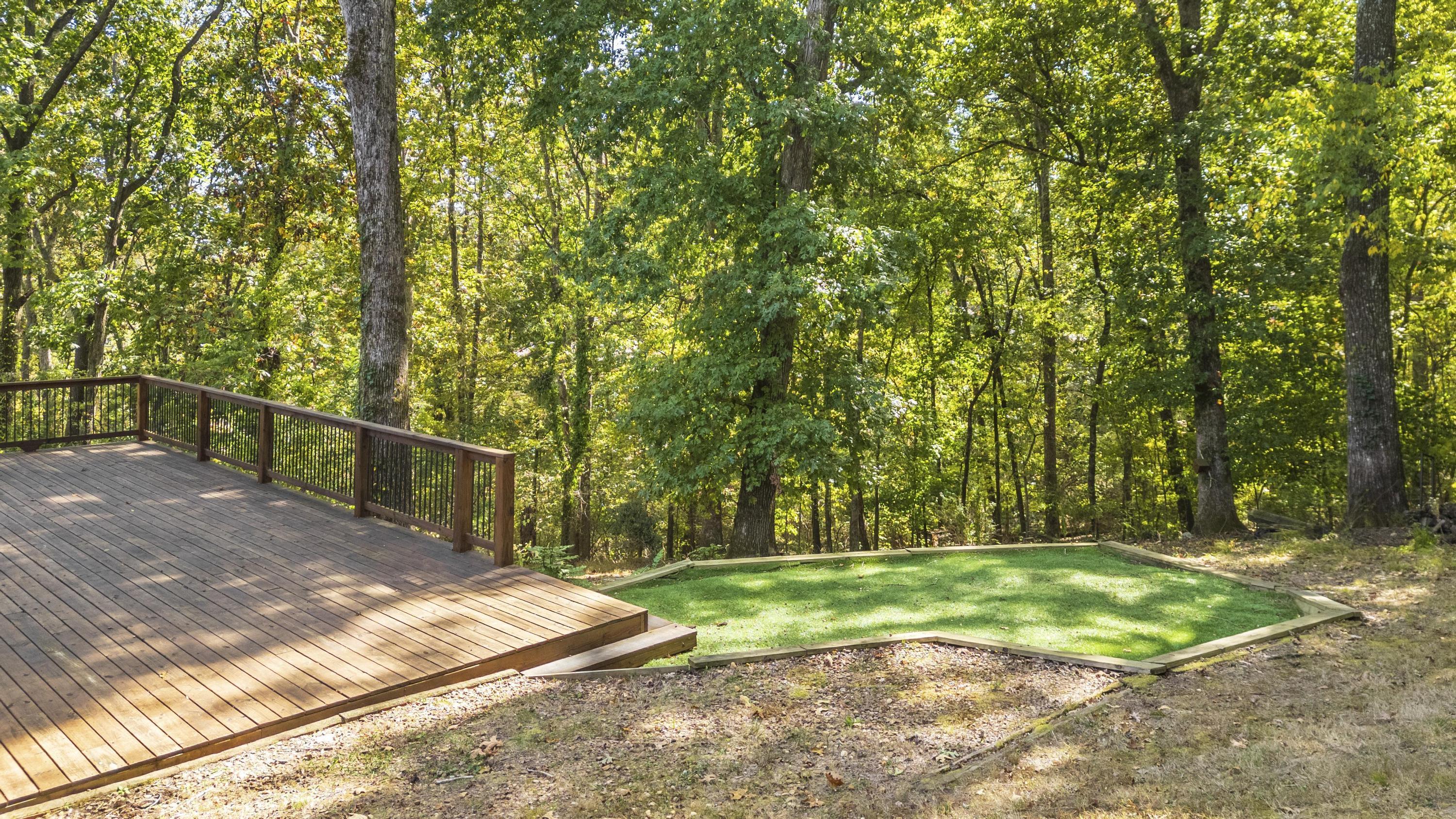 2004 Revolutionary Lane, Hixson