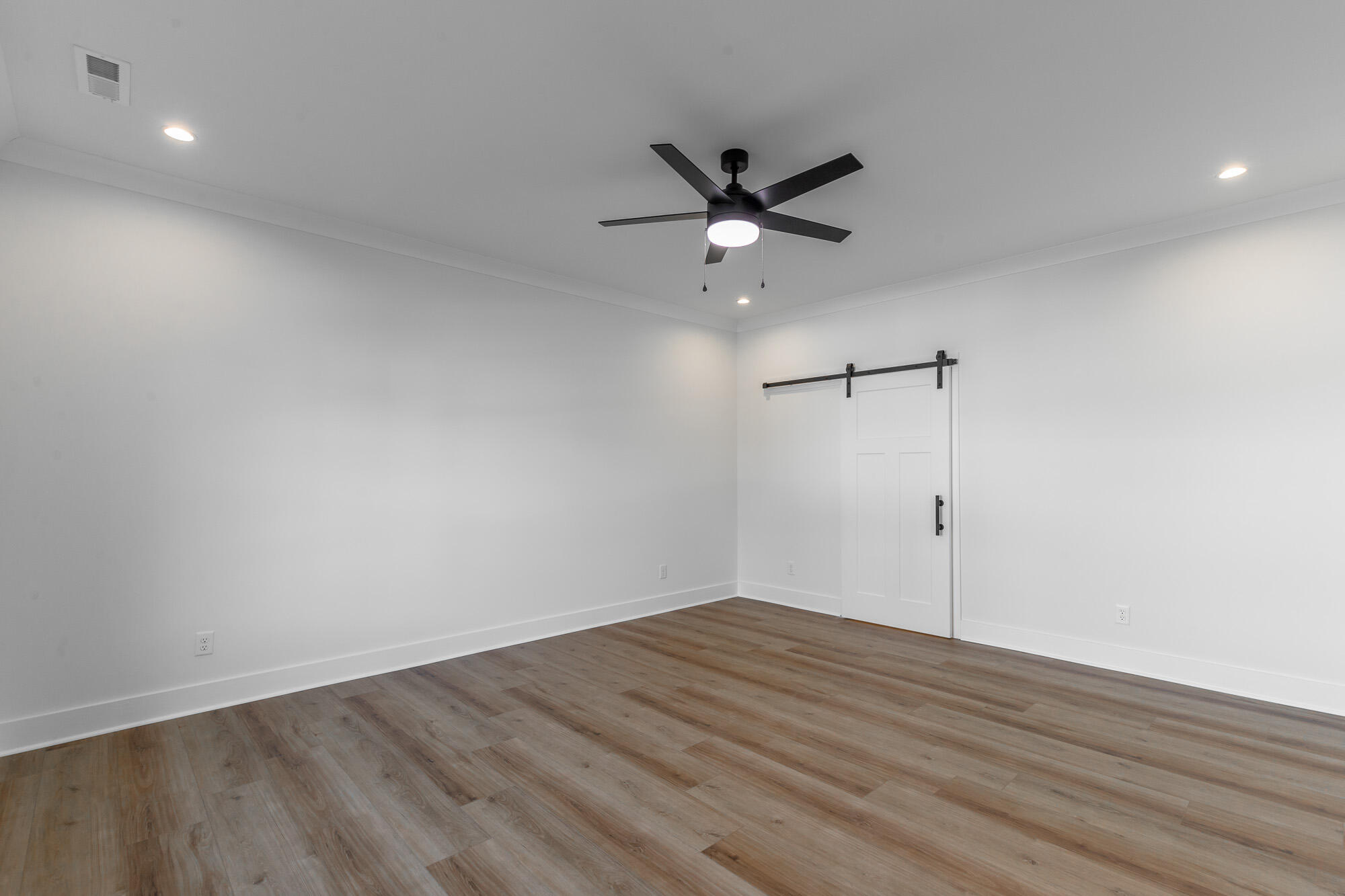 859 Live Oak Road, Ringgold