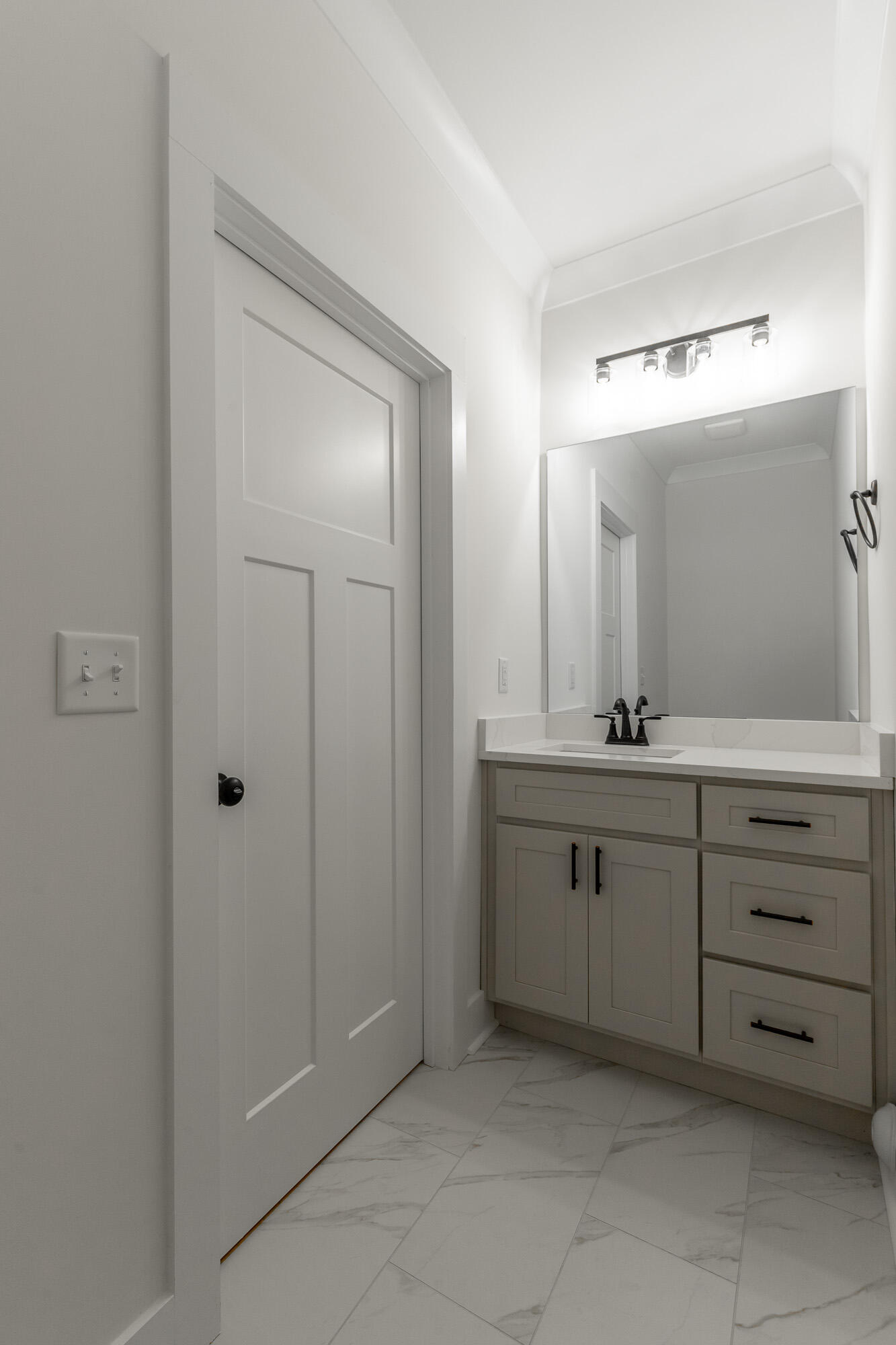 859 Live Oak Road, Ringgold