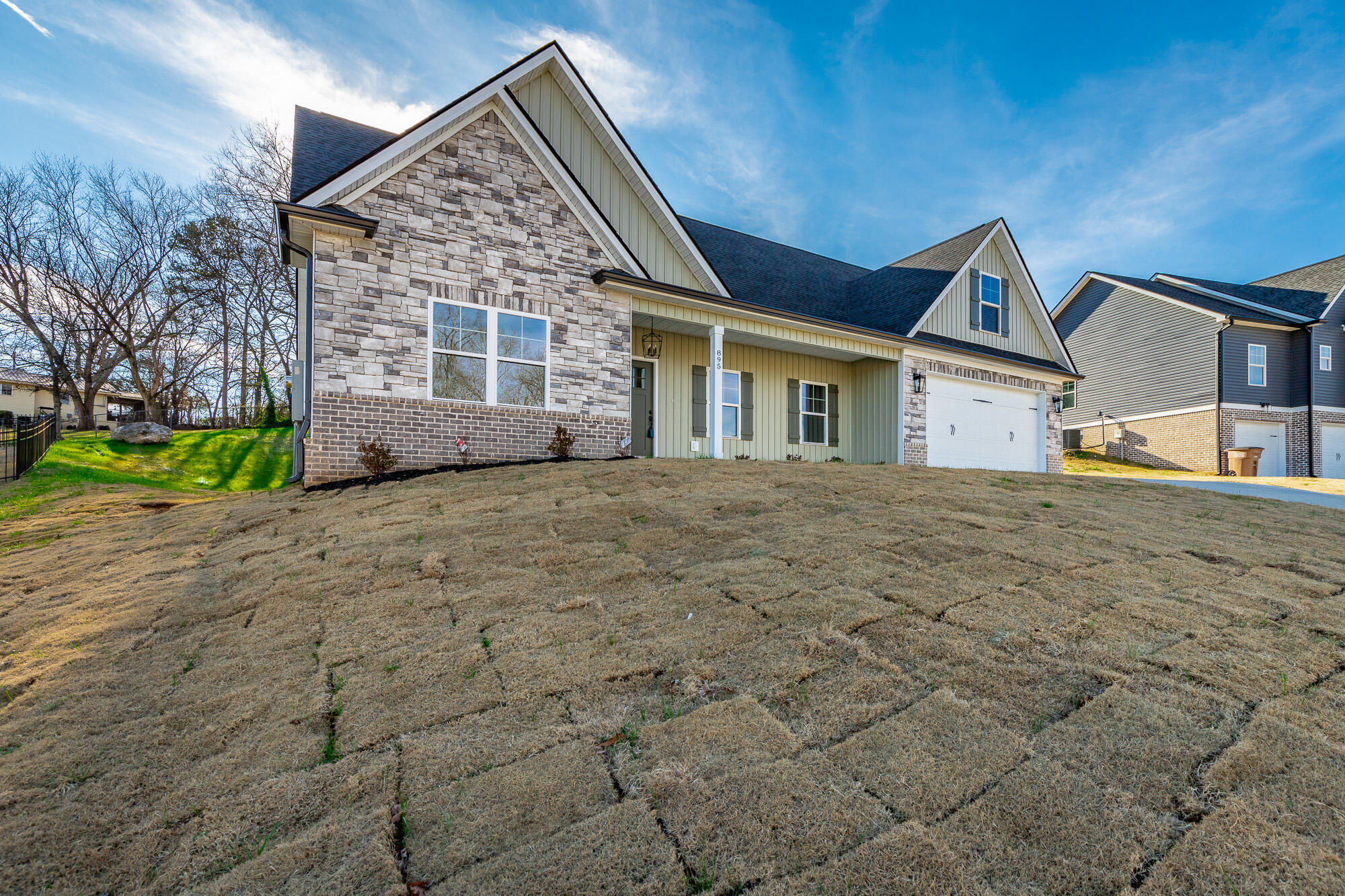 859 Live Oak Road, Ringgold