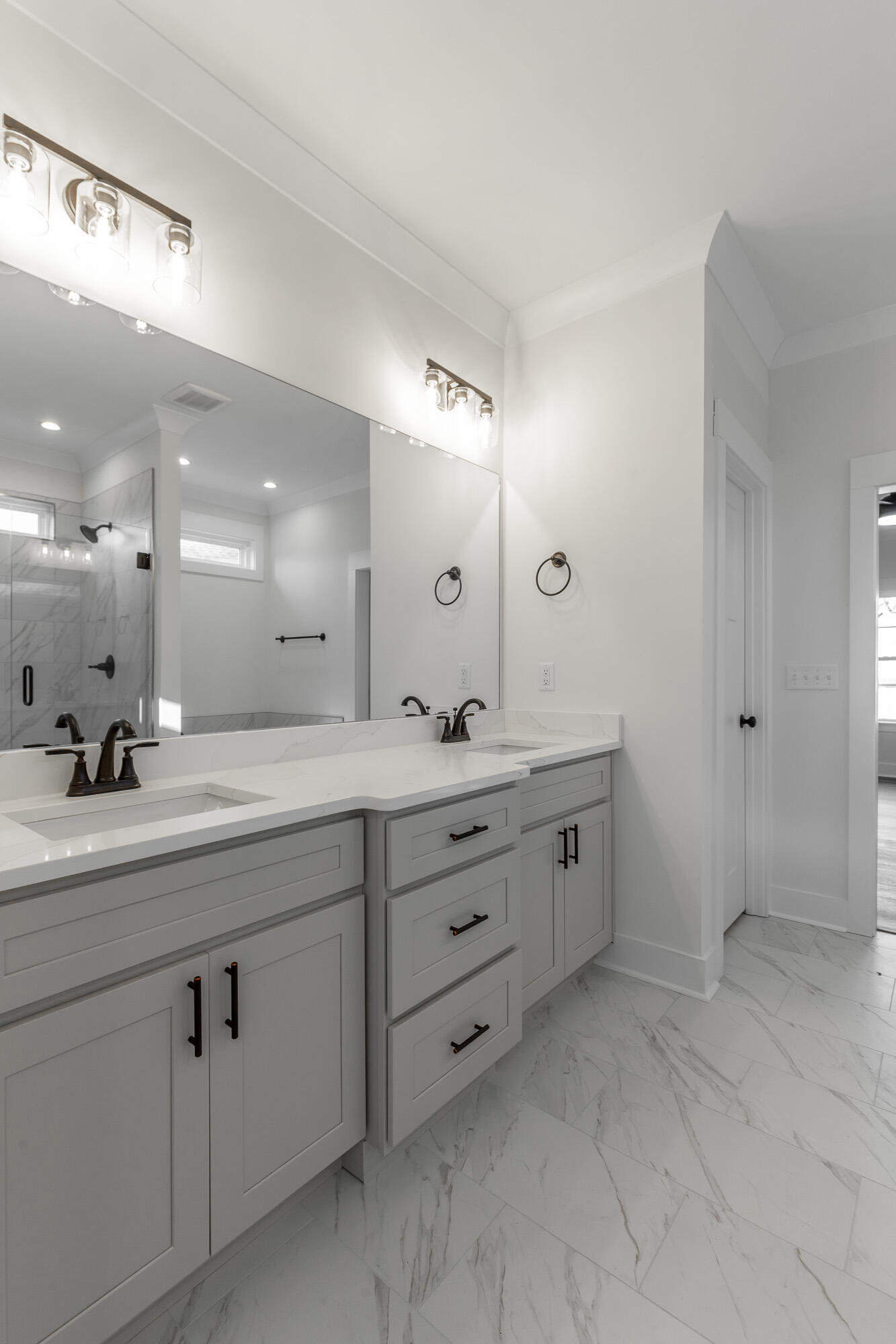 859 Live Oak Road, Ringgold