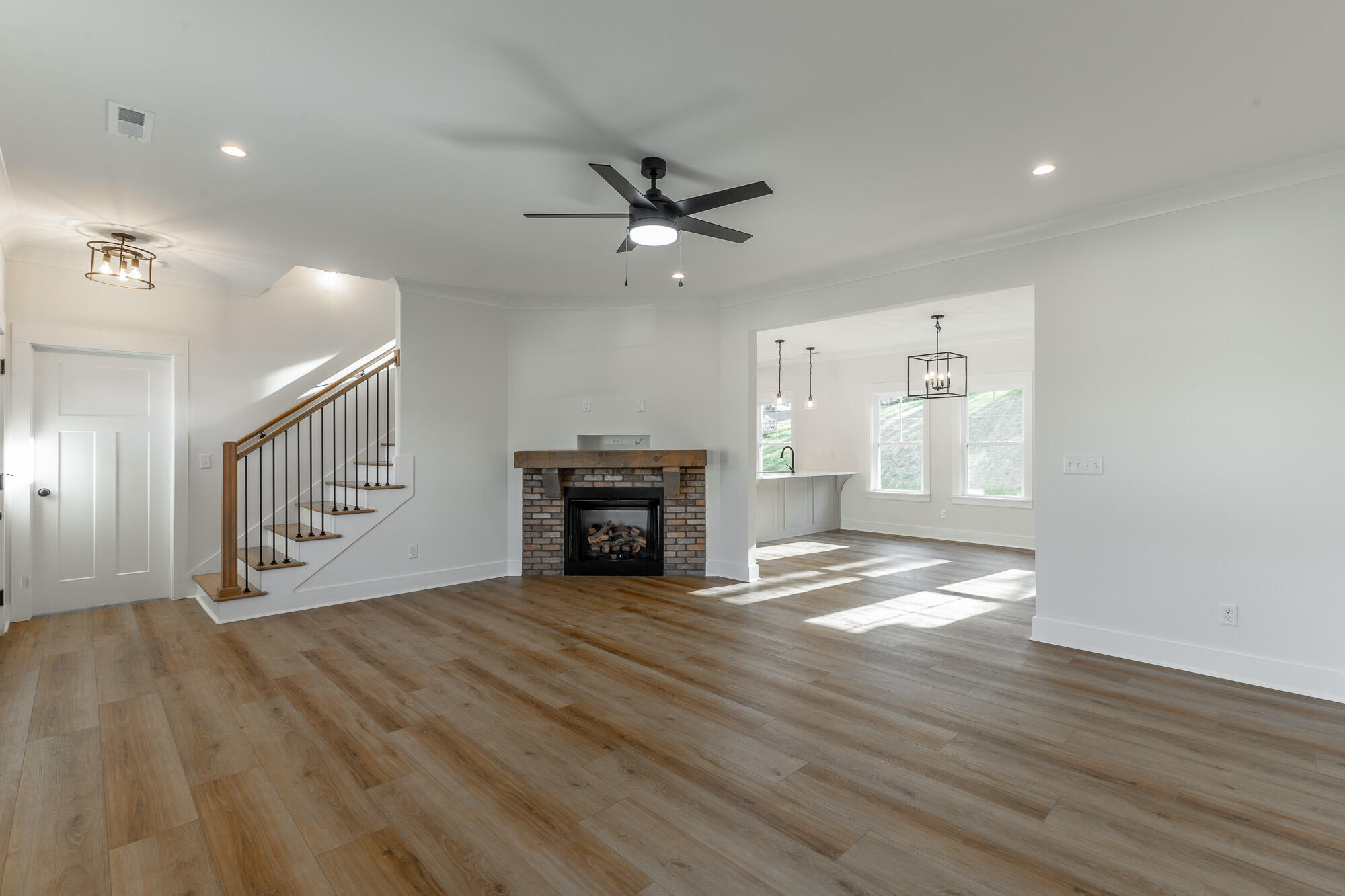 859 Live Oak Road, Ringgold