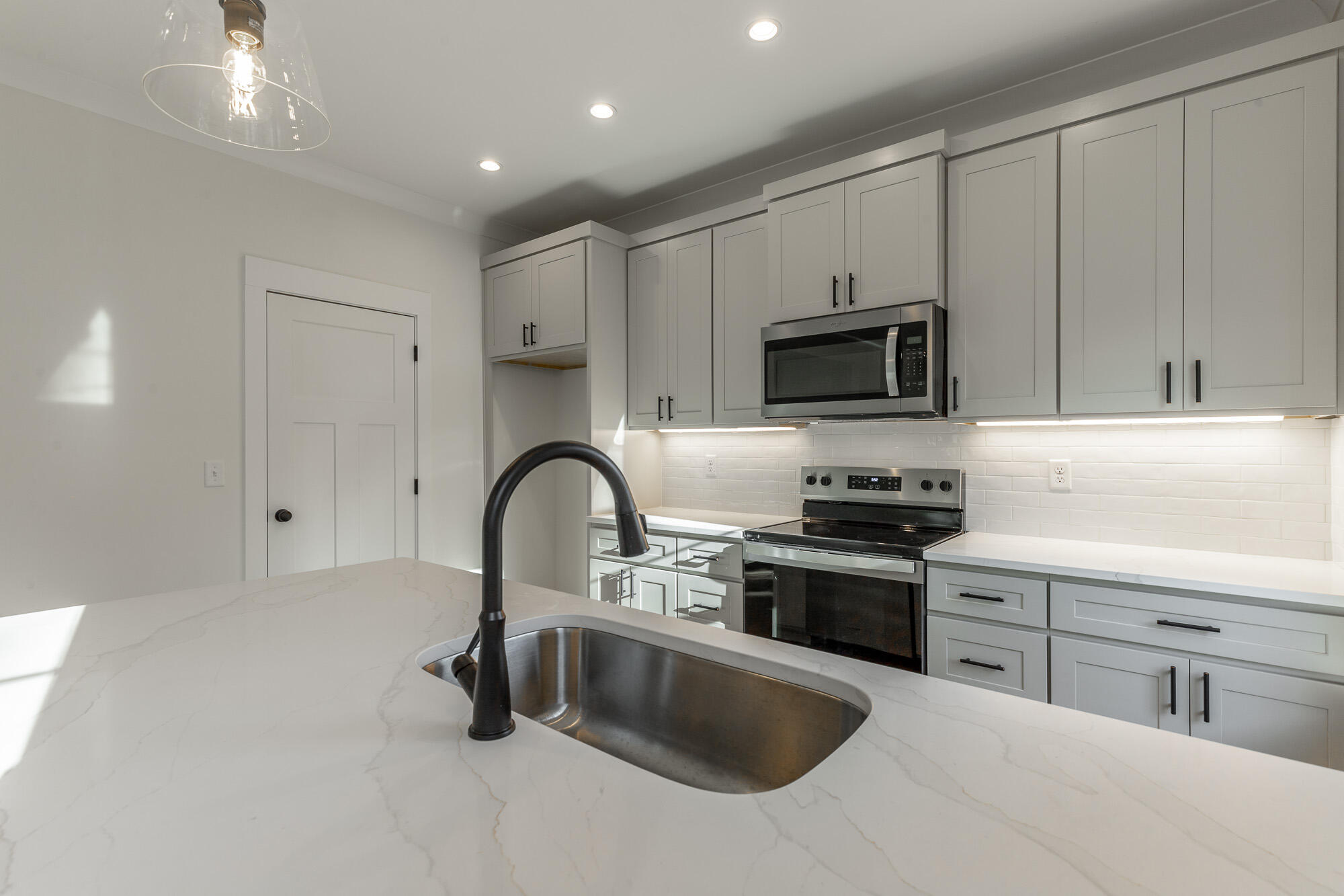 859 Live Oak Road, Ringgold