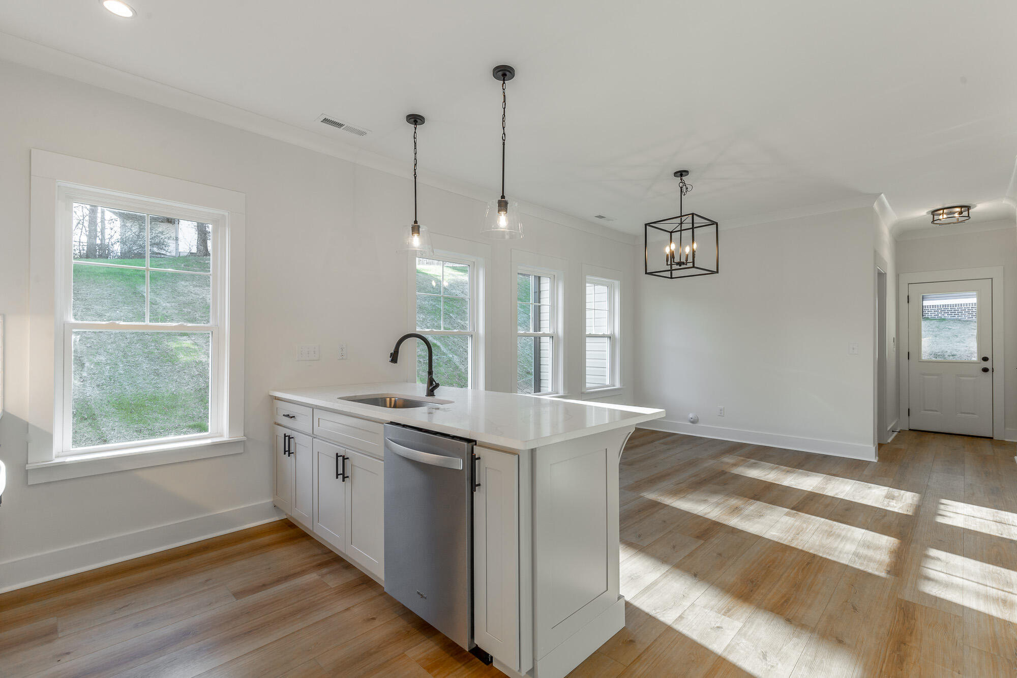 859 Live Oak Road, Ringgold