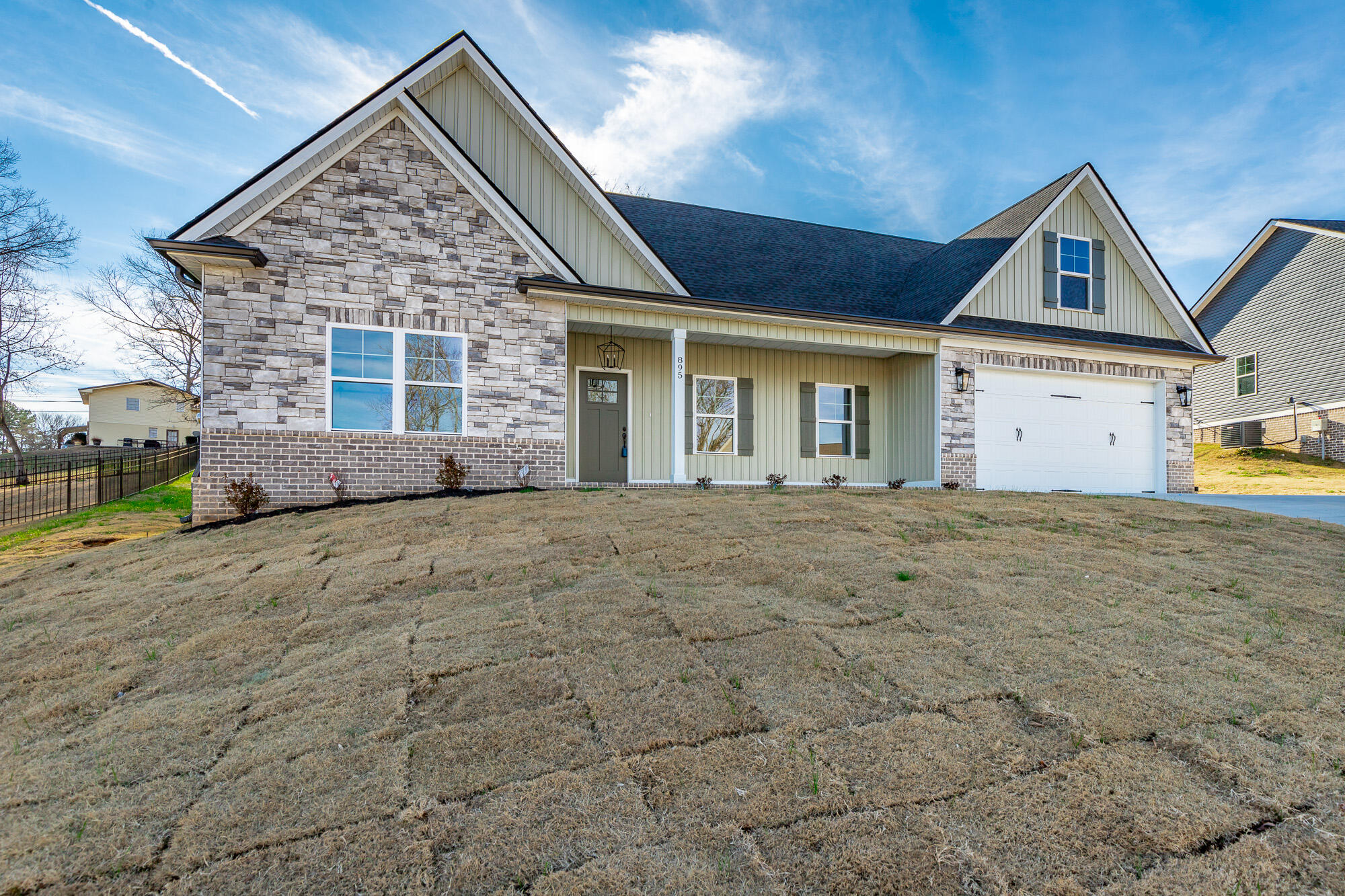 859 Live Oak Road, Ringgold