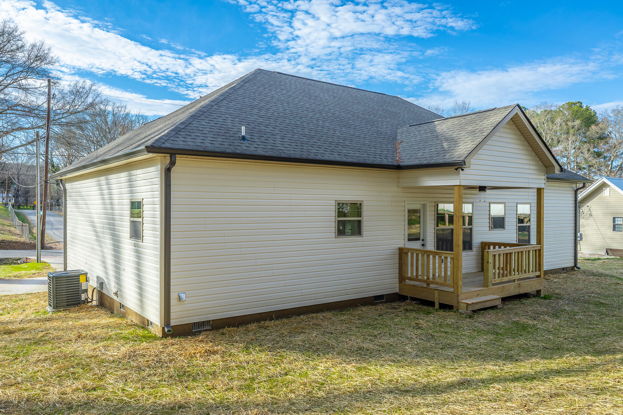 206 Wheeler Avenue, Chickamauga