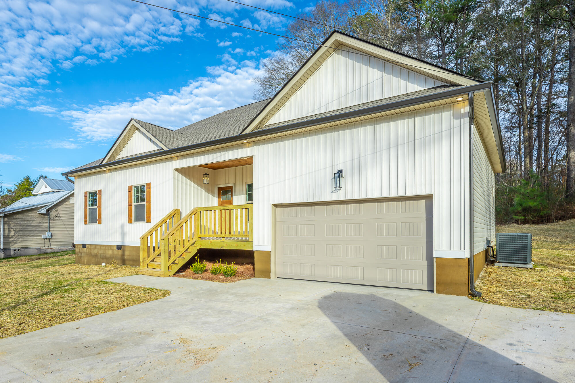 206 Wheeler Avenue, Chickamauga