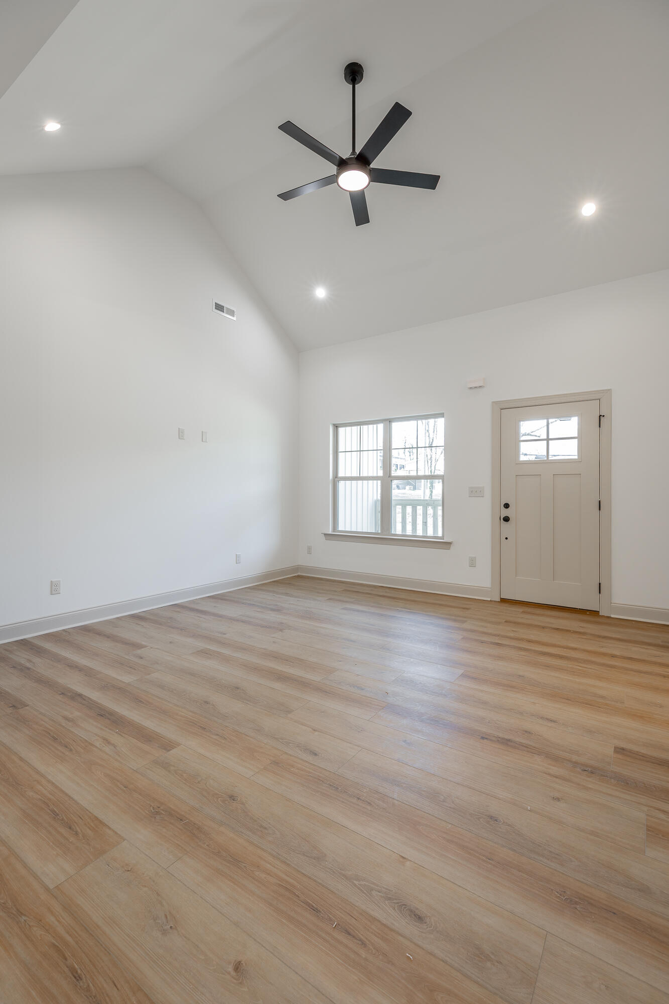 206 Wheeler Avenue, Chickamauga