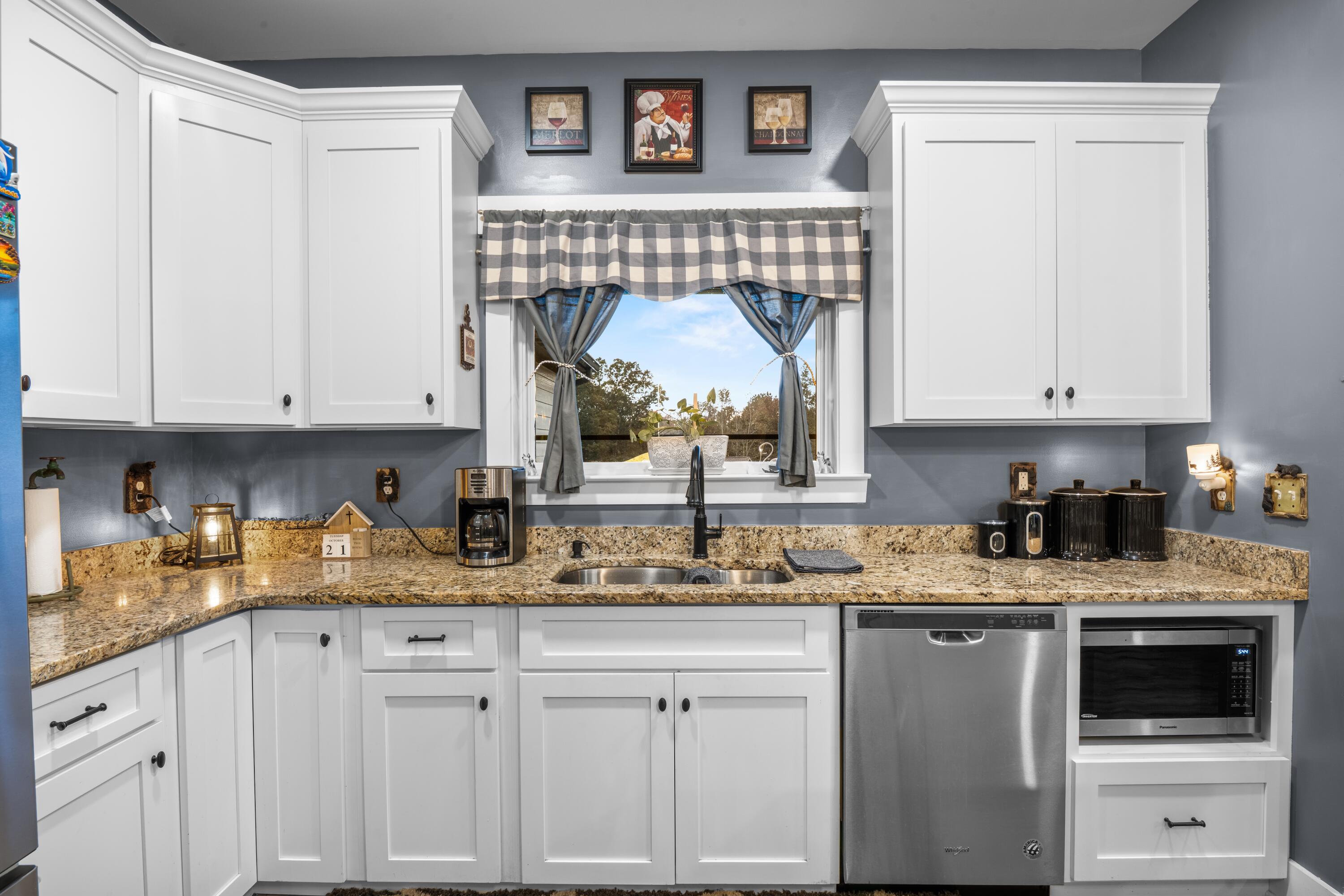 84 Star Way, Chatsworth