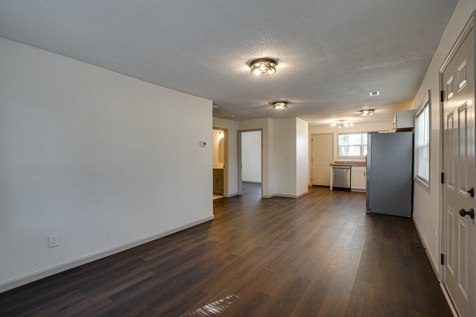 927 Hulana Street, Rossville