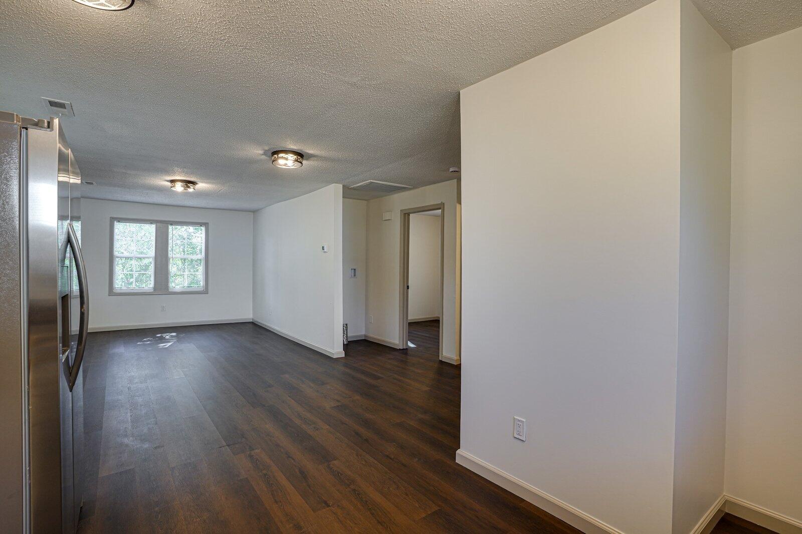 927 Hulana Street, Rossville