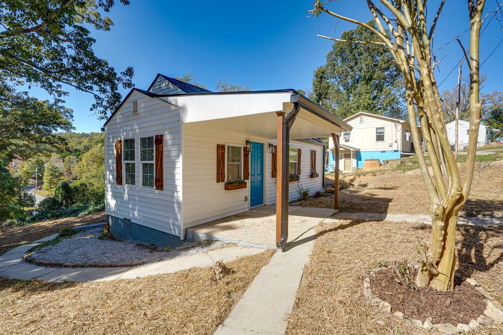 927 Hulana Street, Rossville