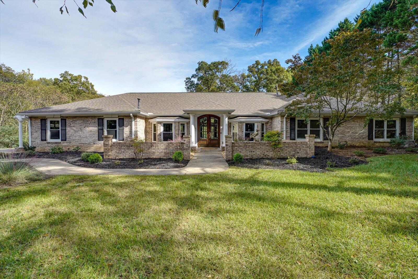 5812 Lake Resort Drive, Hixson