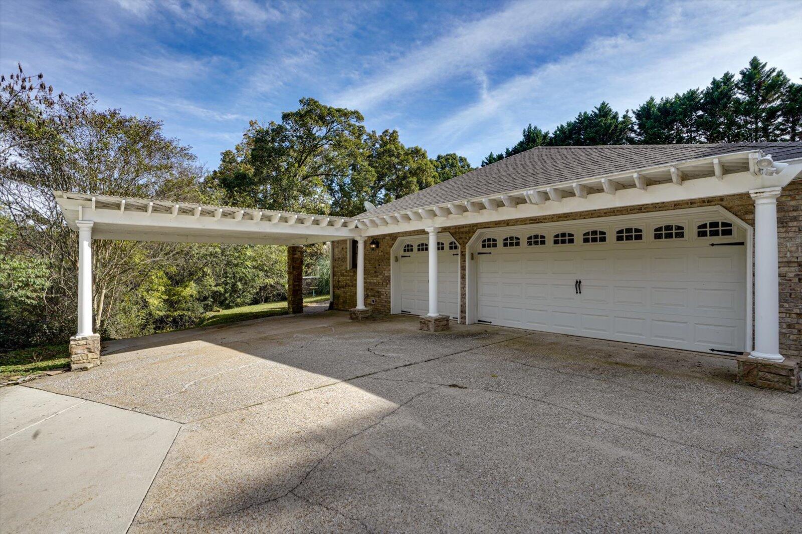 5812 Lake Resort Drive, Hixson