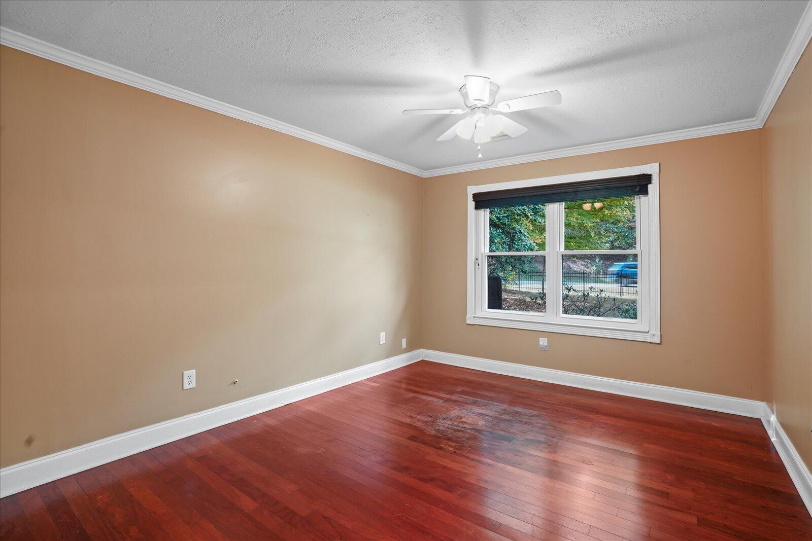 5812 Lake Resort Drive, Hixson