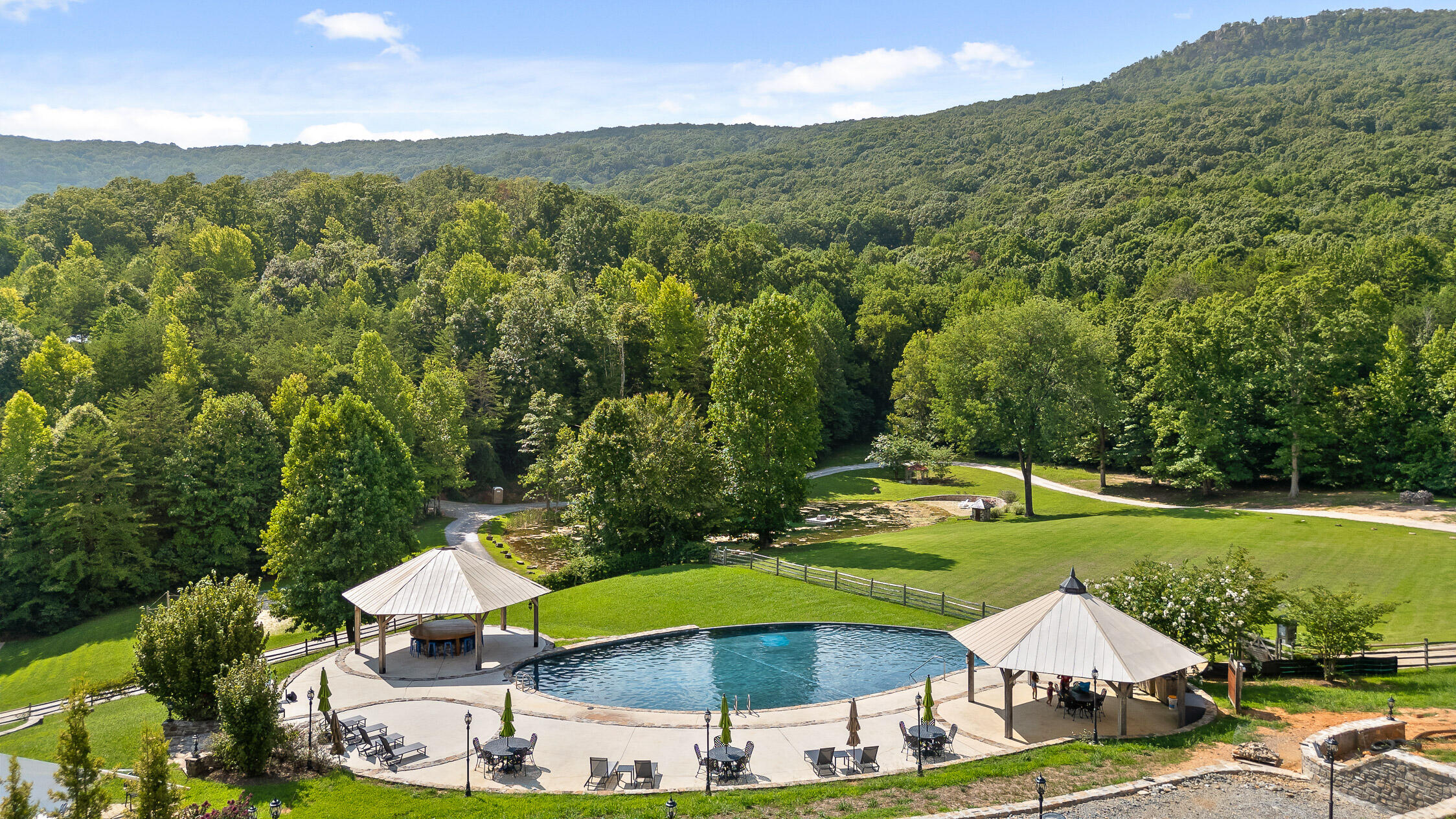 0 Mountain Parkway, 101