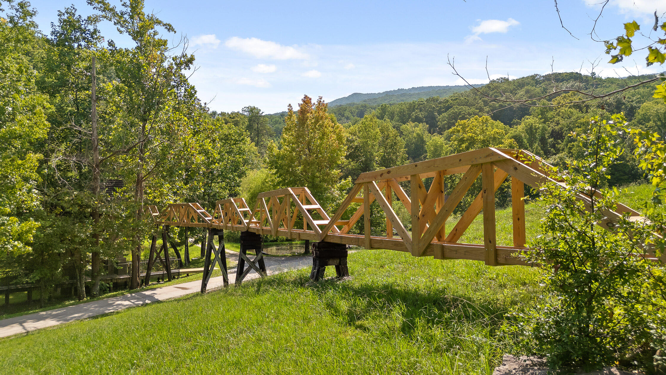 0 Mountain Parkway, 101