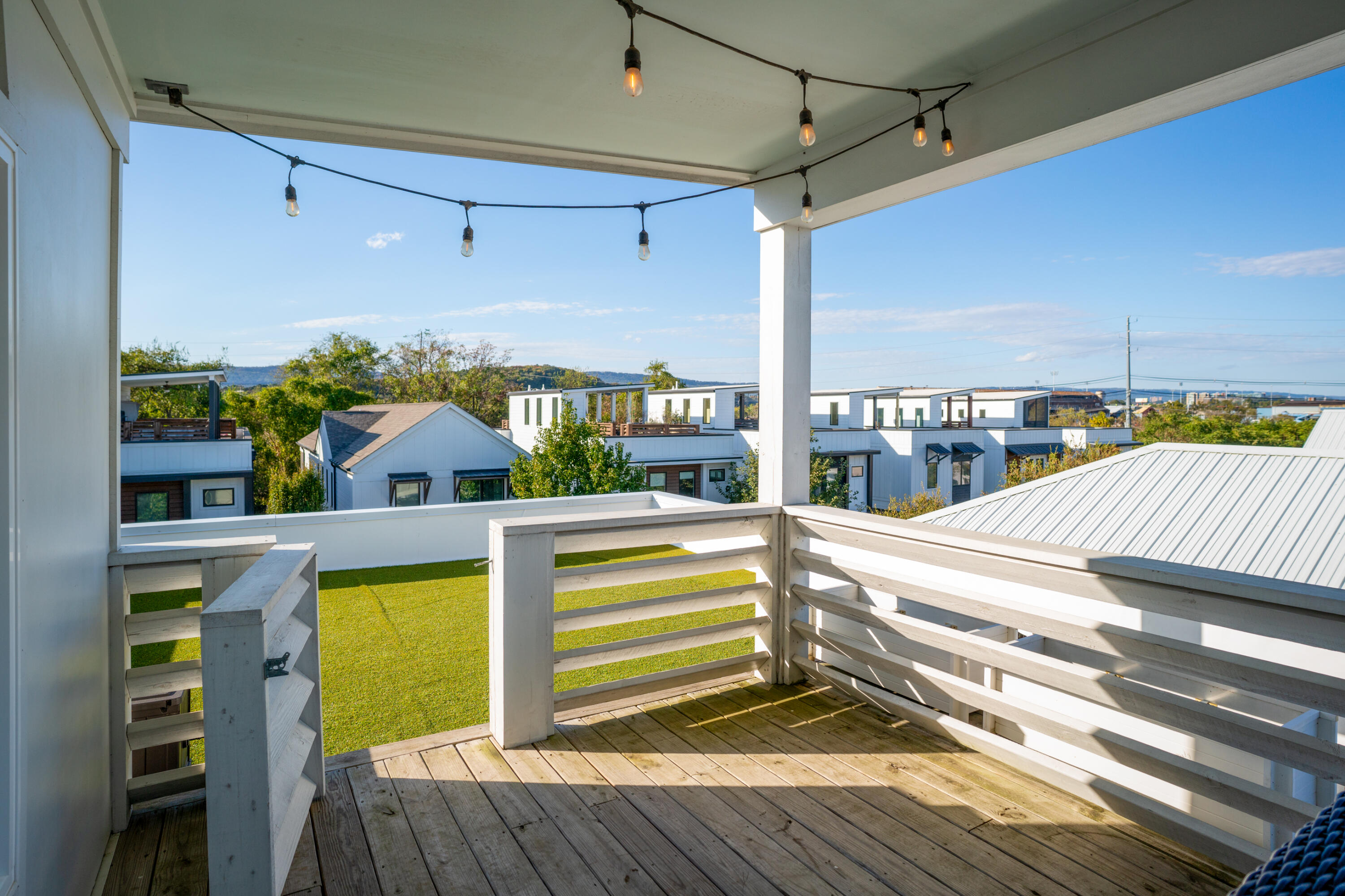 1473 Sinclair Avenue