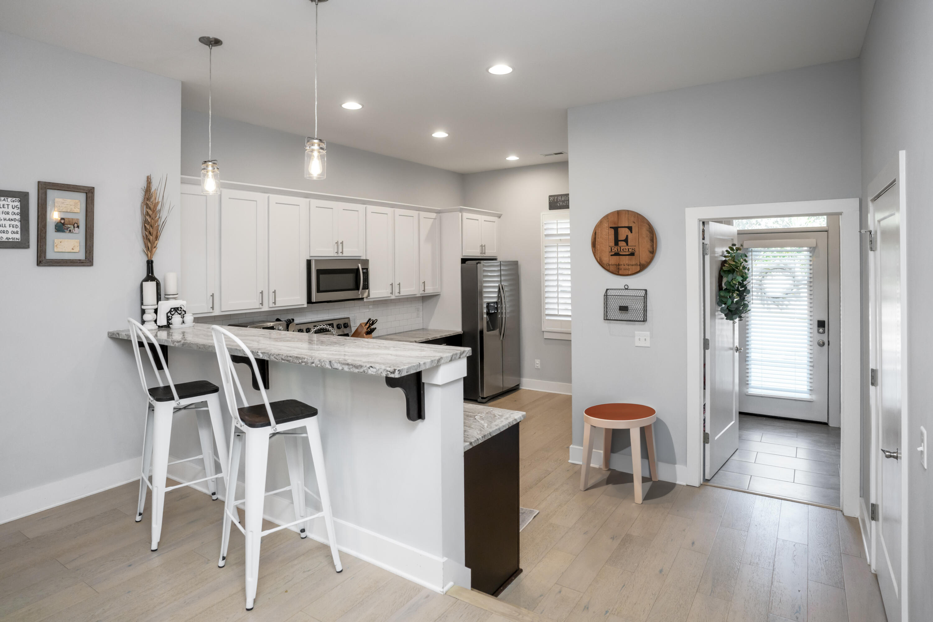 1473 Sinclair Avenue